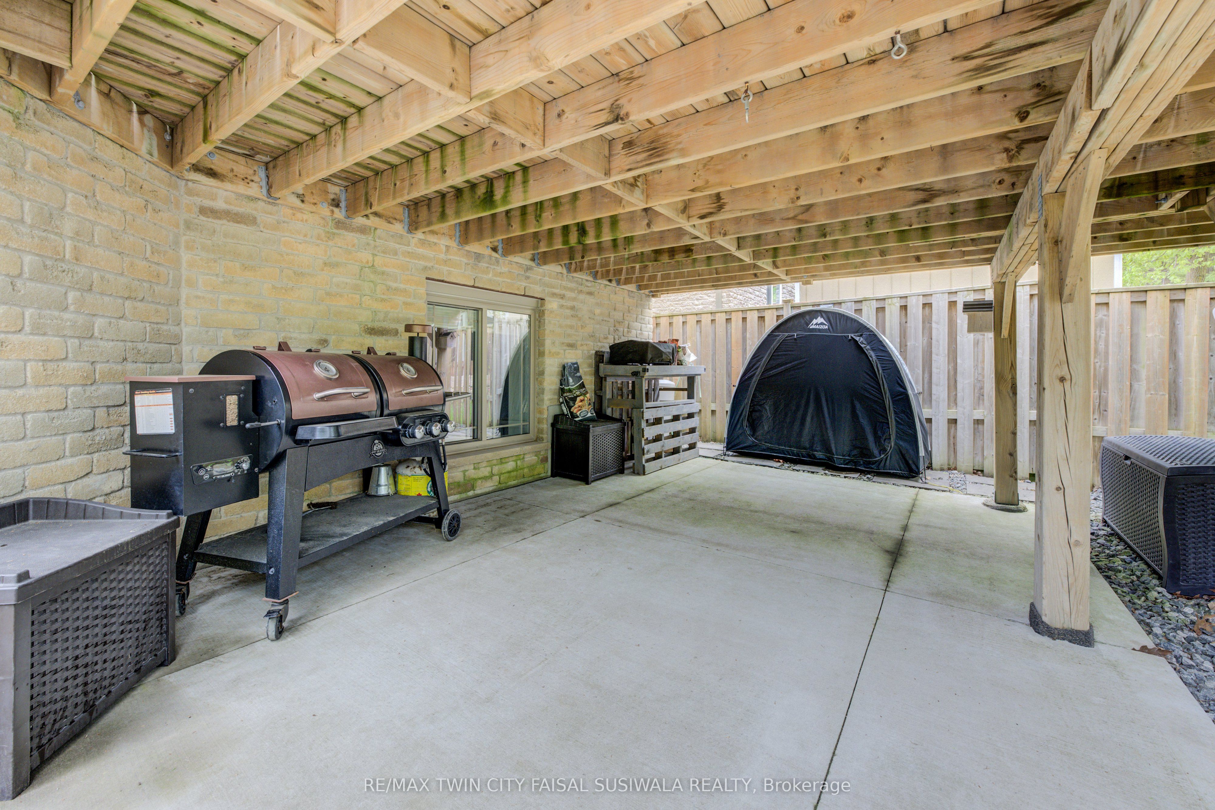 289 Wesley Boulevard Property Photo 10