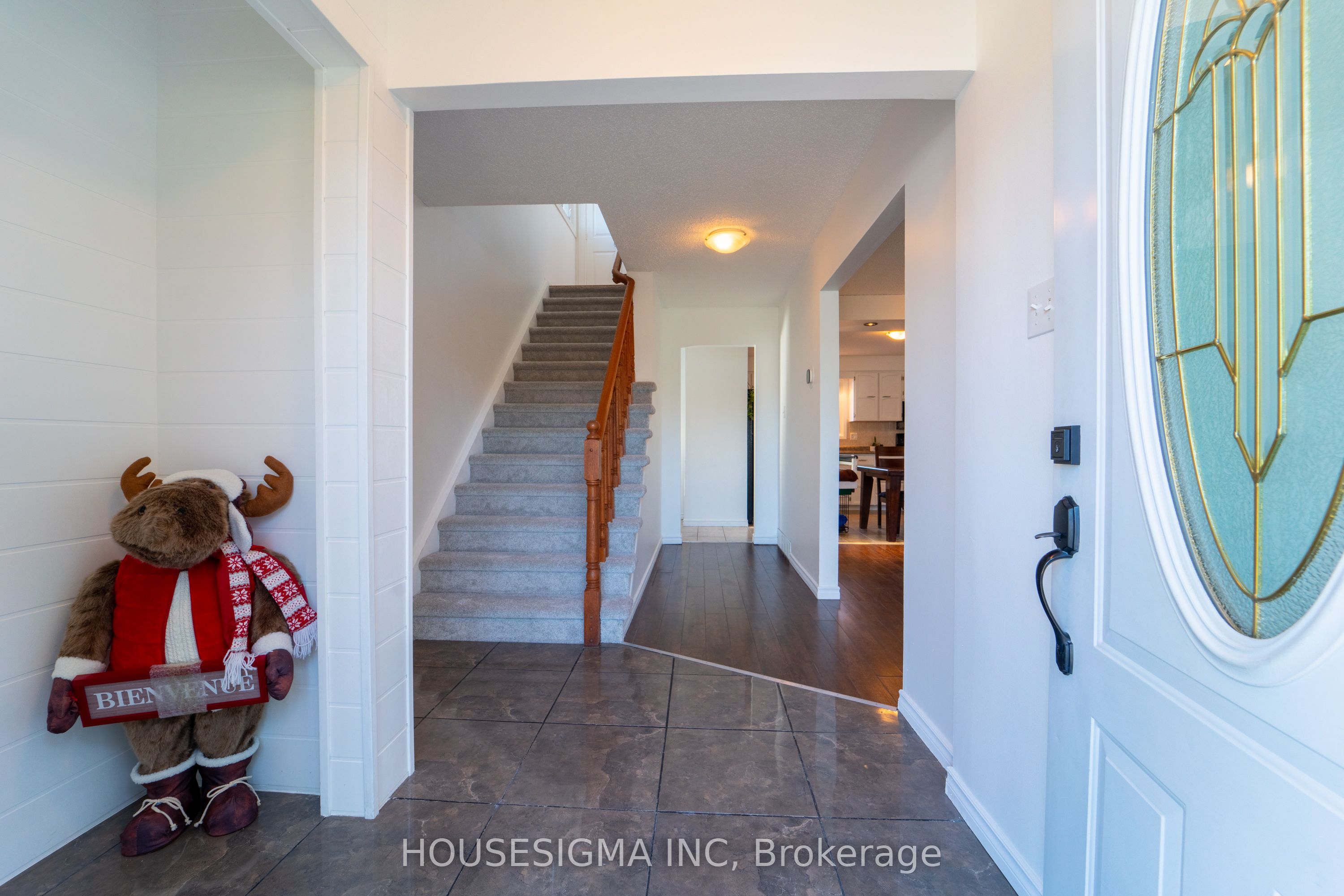 1767 Bonaventure Terrace Property Photo 5