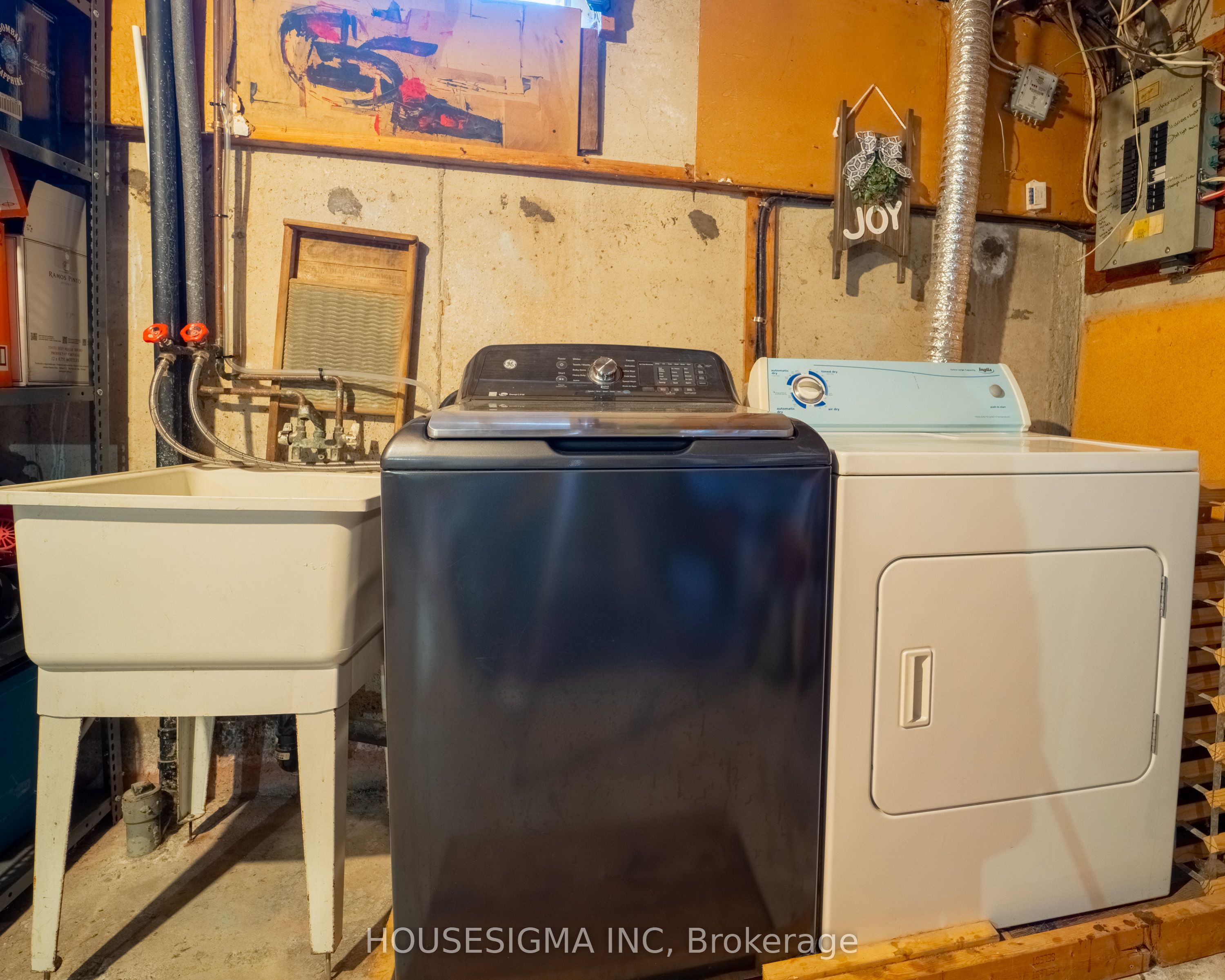 1767 Bonaventure Terrace Property Photo 22