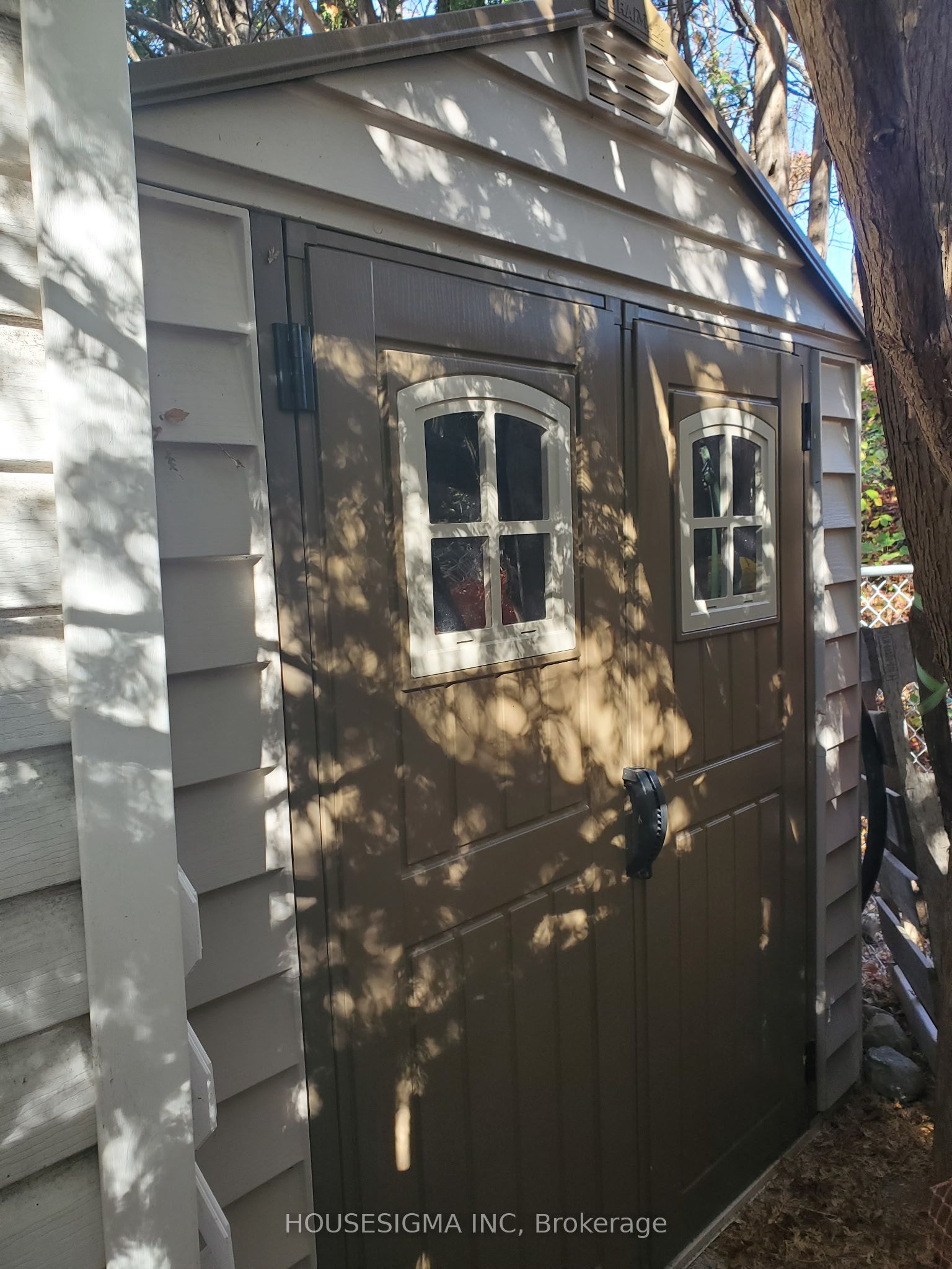 1767 Bonaventure Terrace Property Photo 35