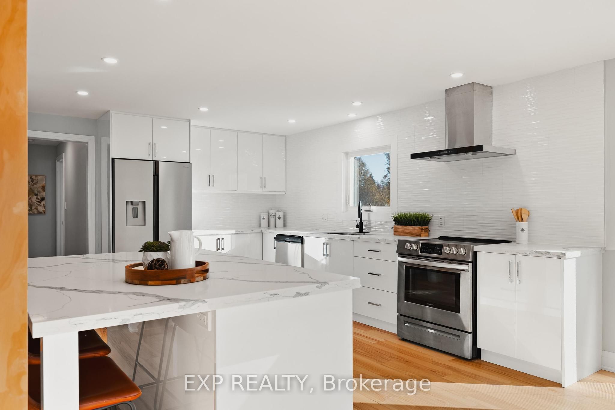 8 Talbot Street Property Photo 3