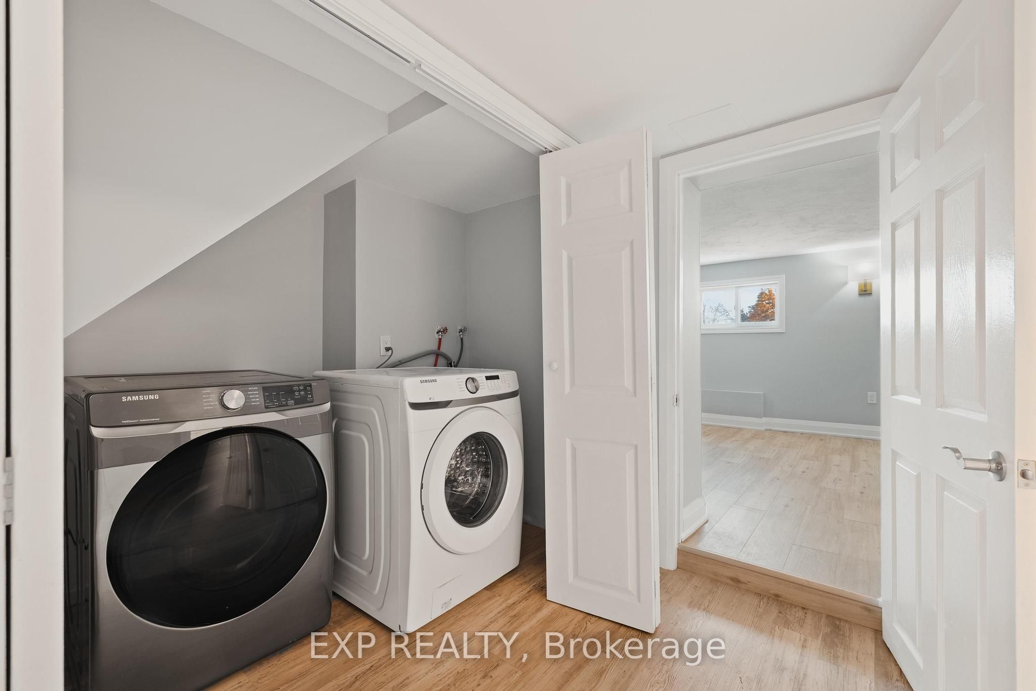 8 Talbot Street Property Photo 33