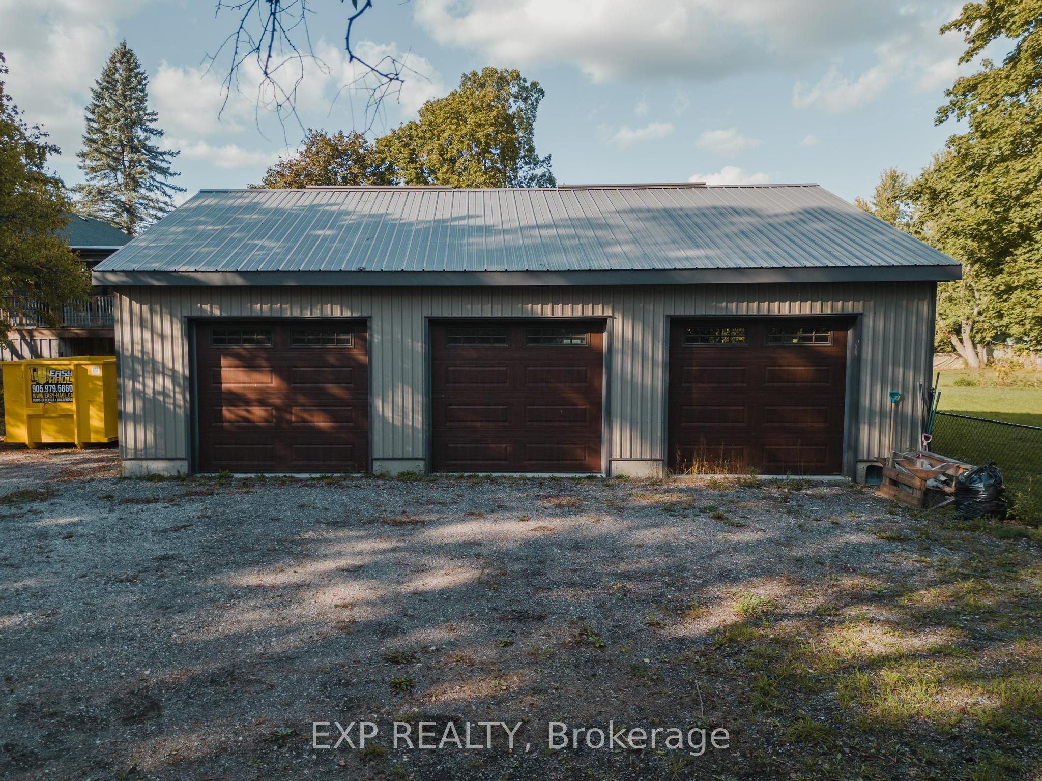 8 Talbot Street Property Photo 39