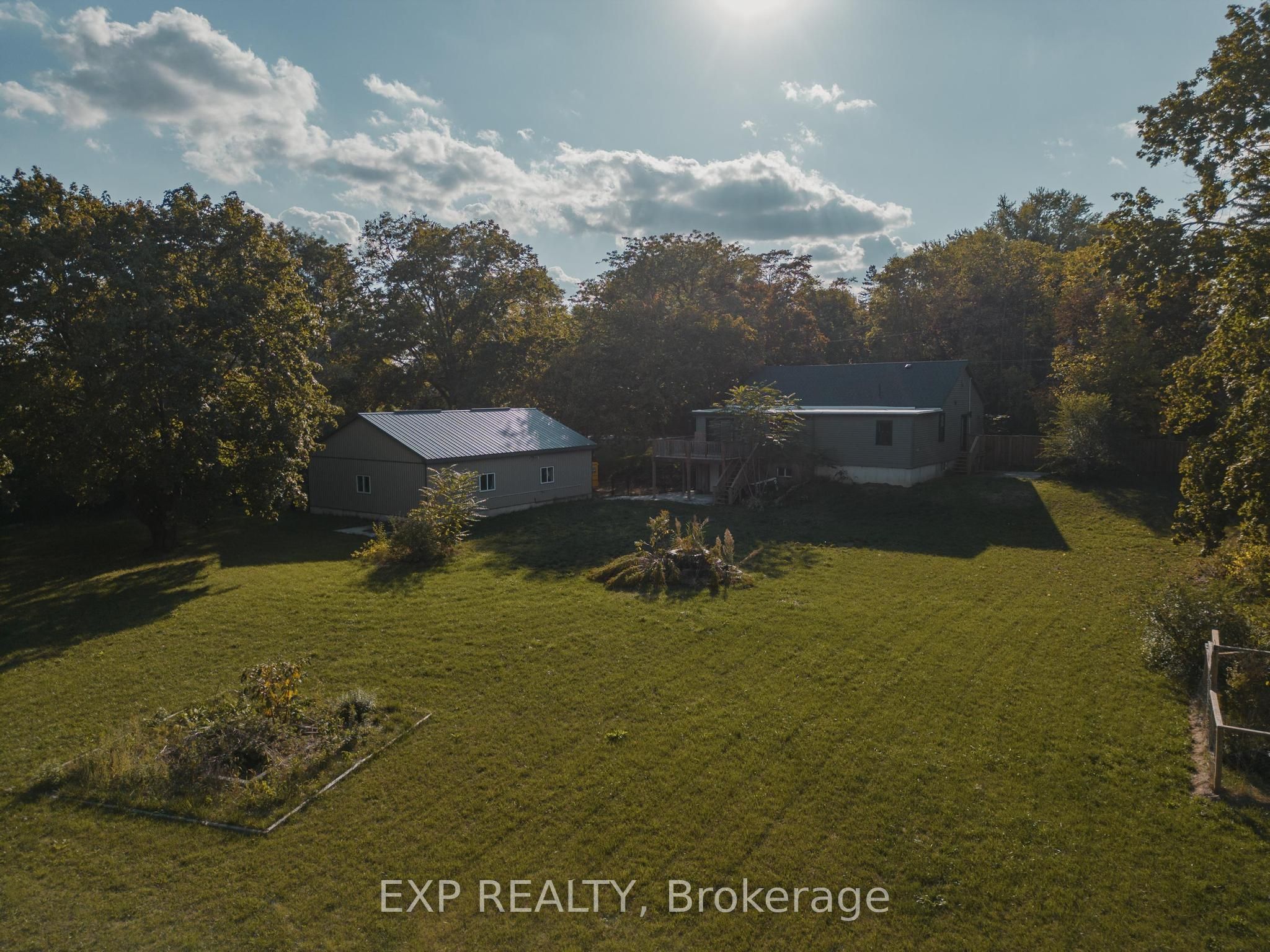 8 Talbot Street Property Photo 41