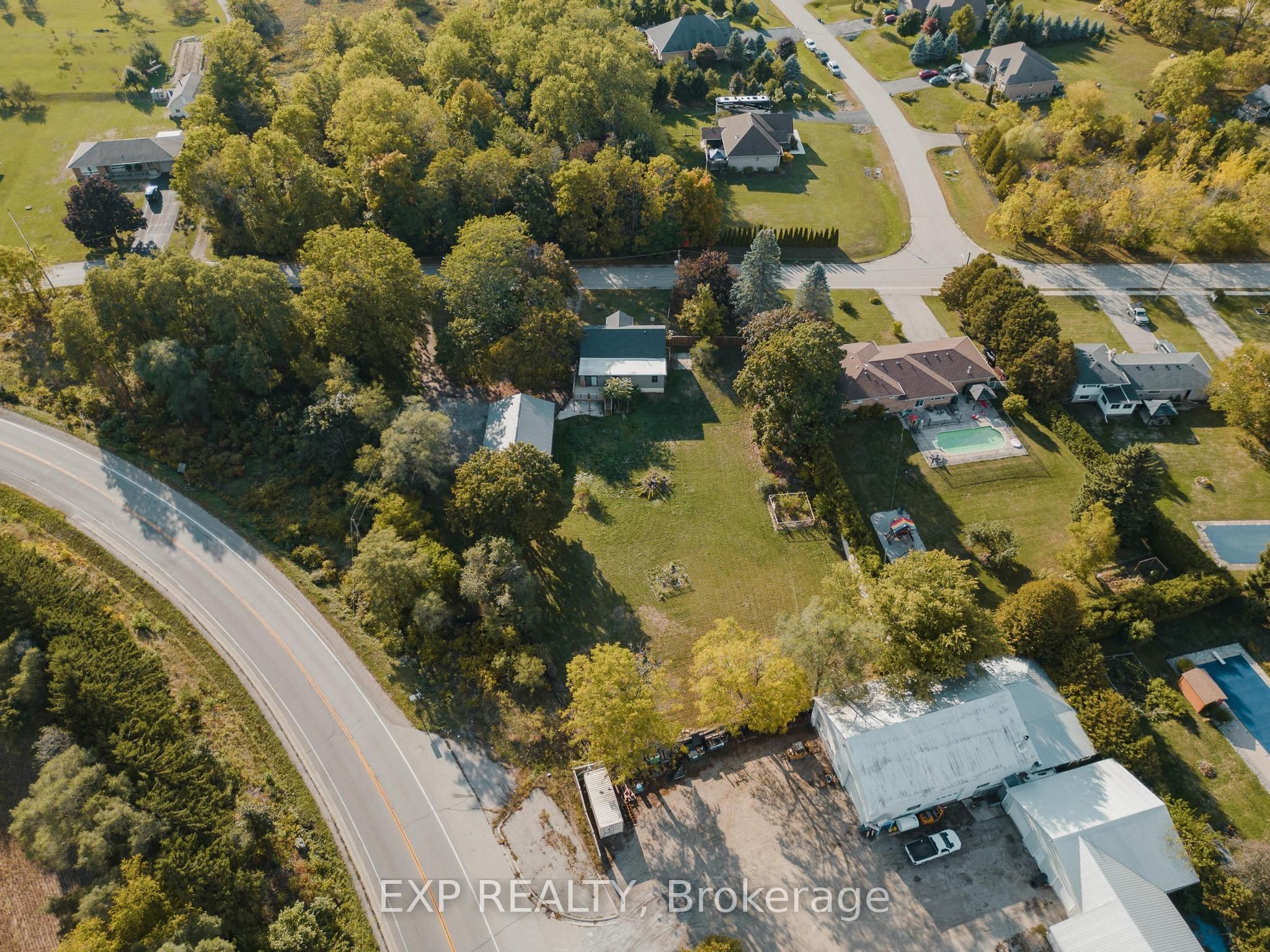 8 Talbot Street Property Photo 42