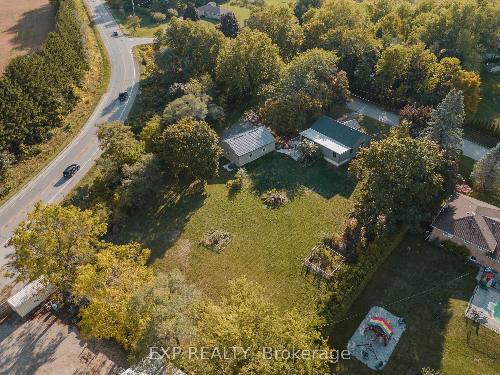 8 Talbot Street Property Photo 45