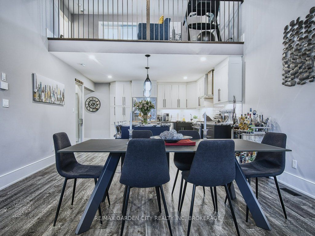 7506 Clubview Lane Property Photo 12