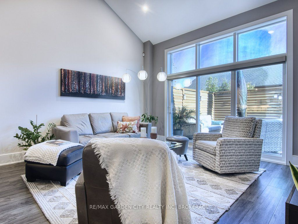 7506 Clubview Lane Property Photo 17