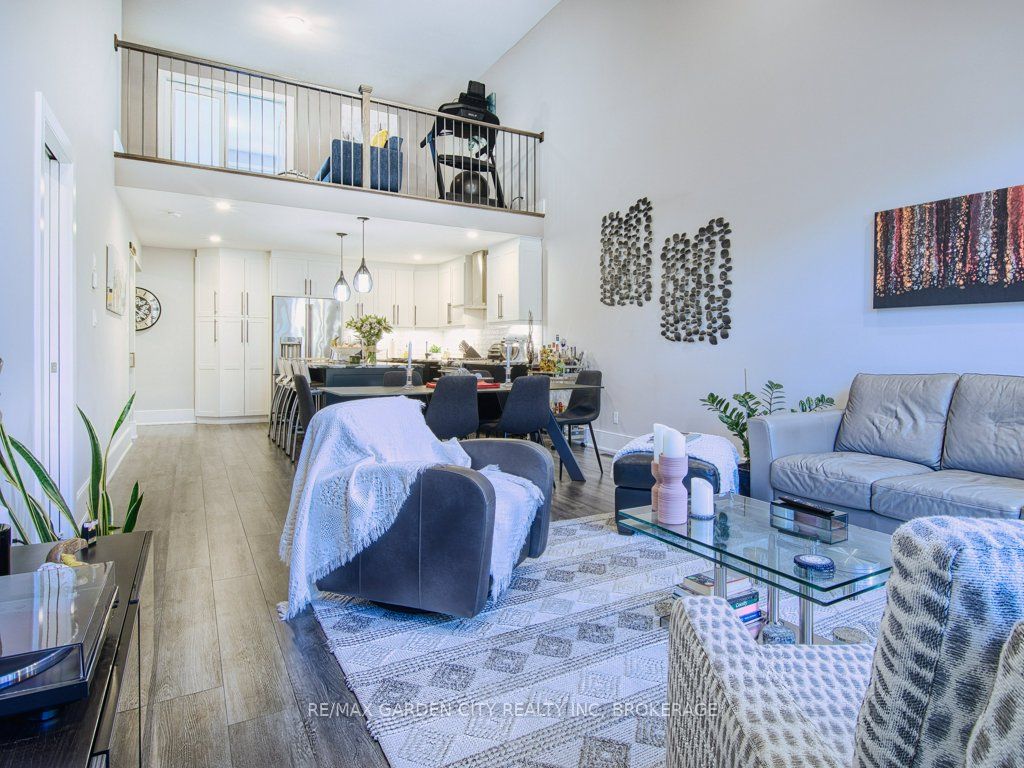 7506 Clubview Lane Property Photo 22