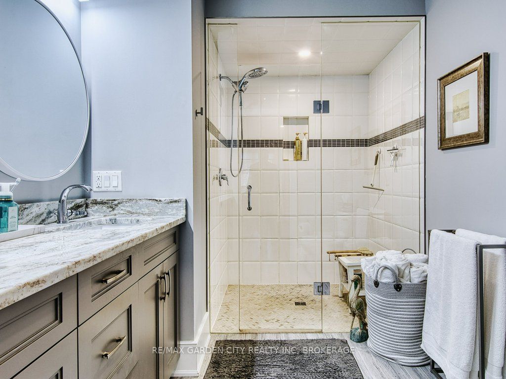 7506 Clubview Lane Property Photo 25