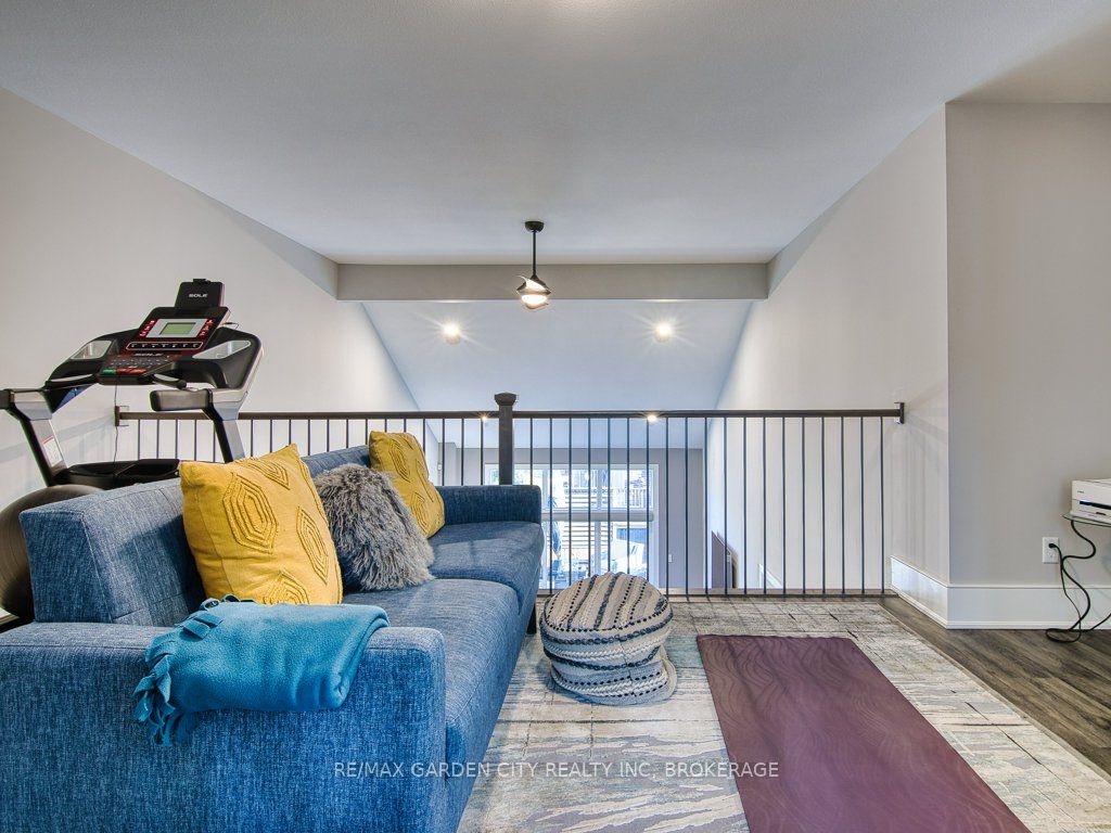 7506 Clubview Lane Property Photo 29