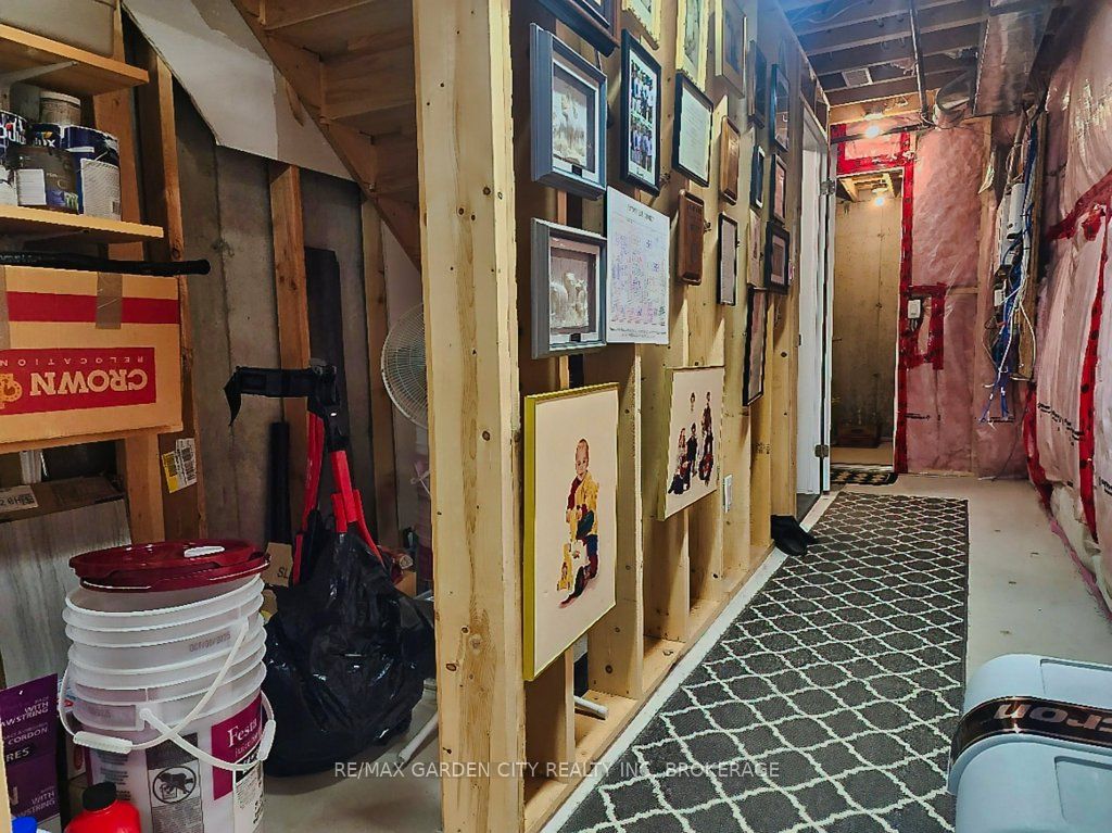 7506 Clubview Lane Property Photo 34