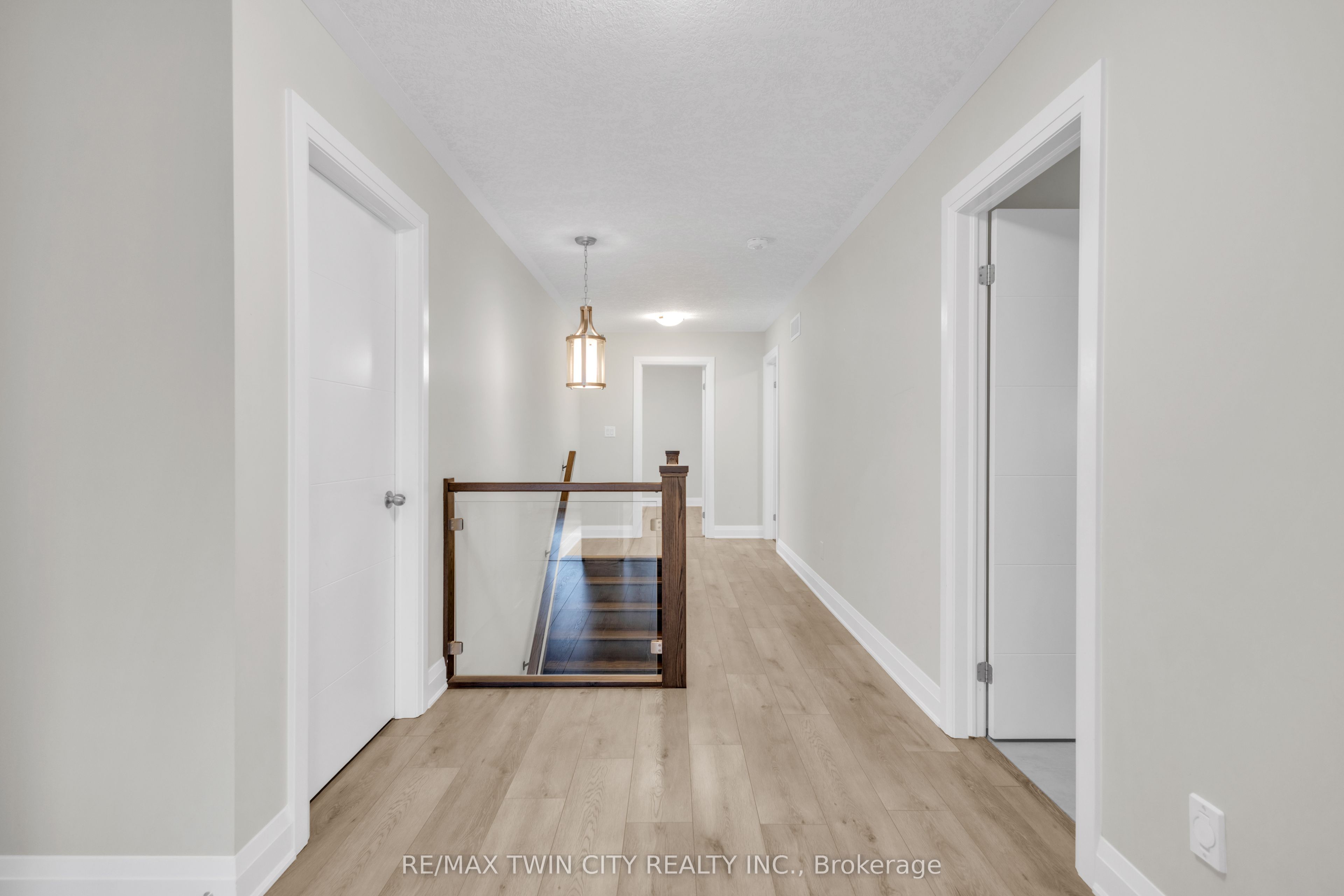 273 Woodbine Avenue Property Photo 17