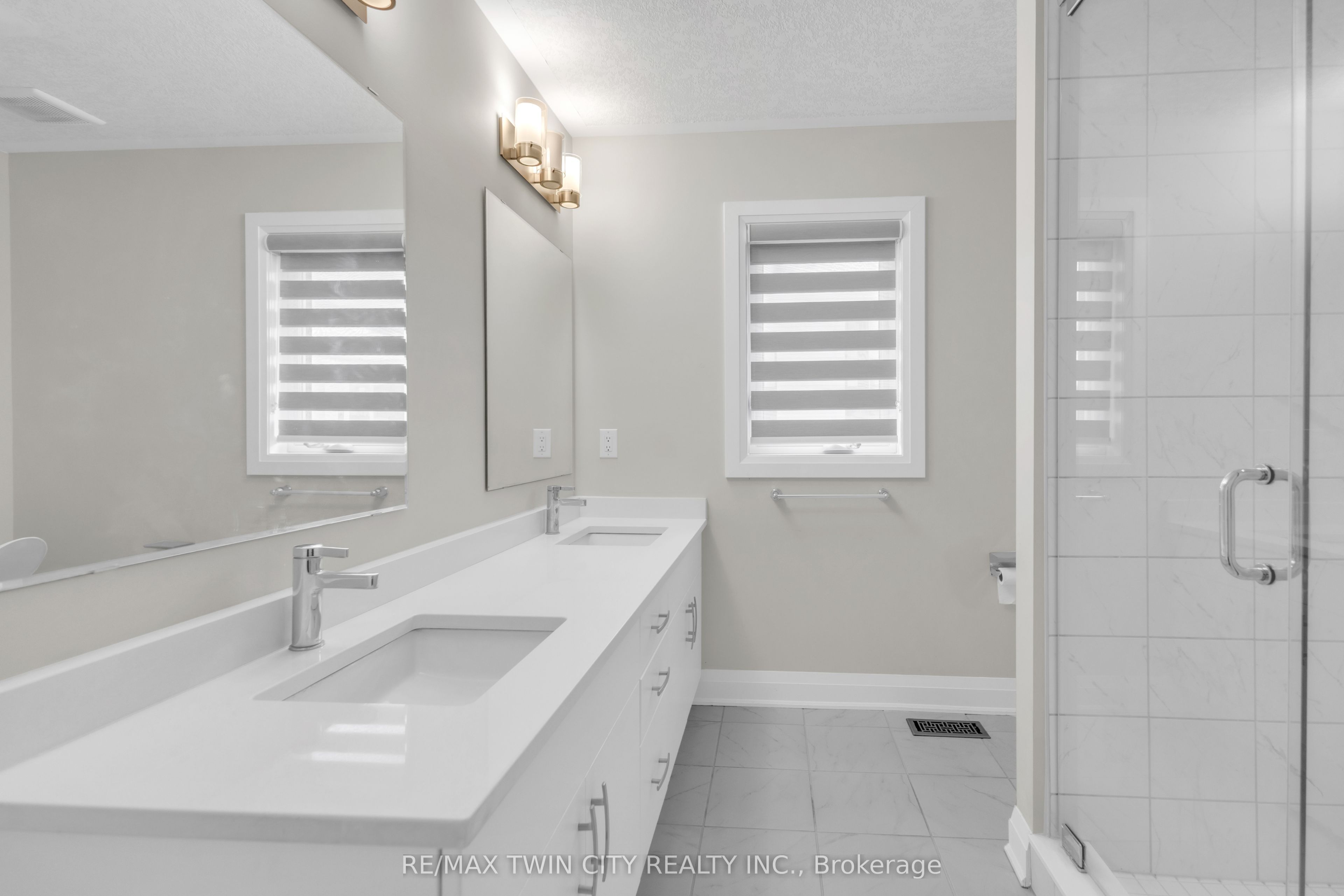 273 Woodbine Avenue Property Photo 20