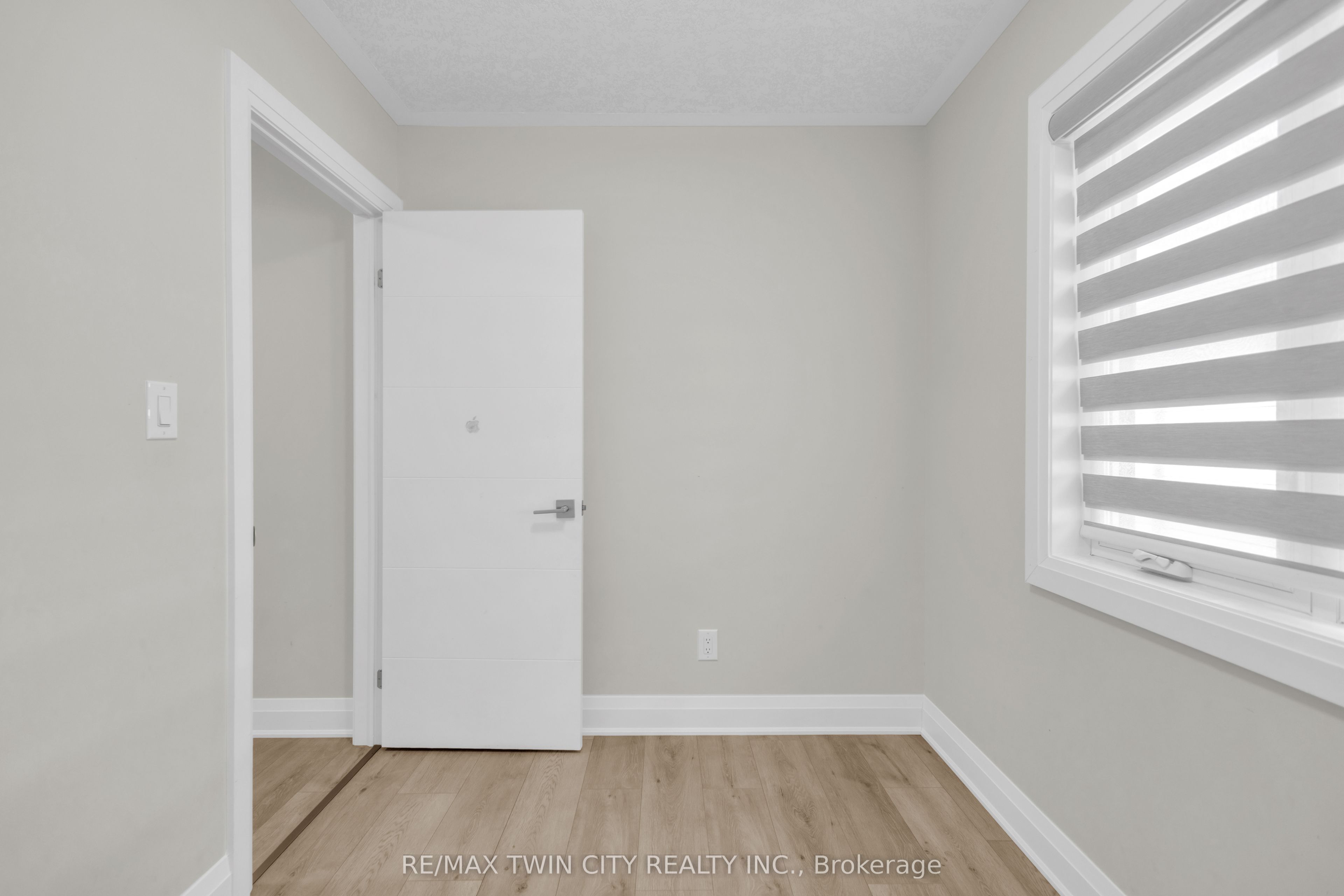 273 Woodbine Avenue Property Photo 23