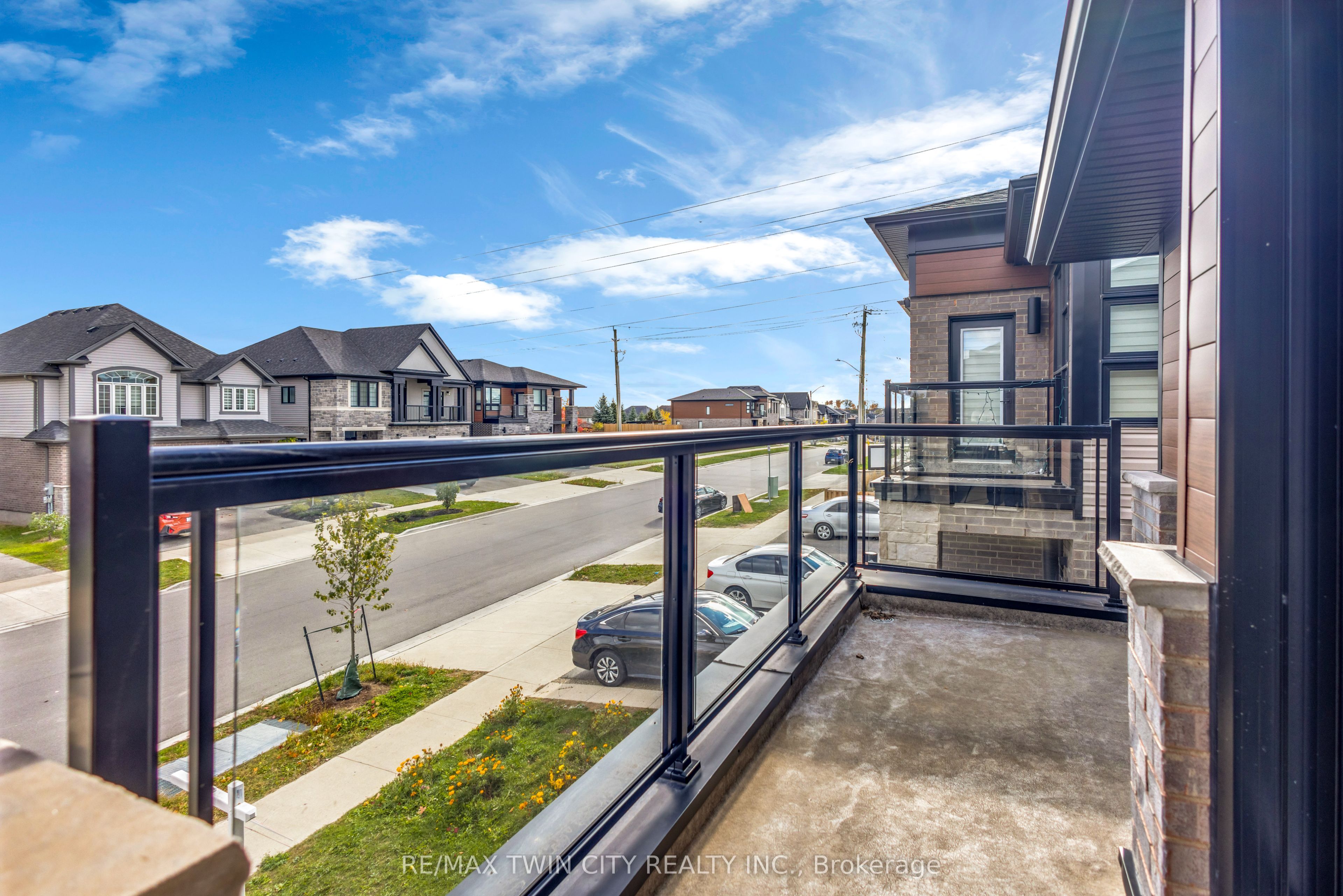 273 Woodbine Avenue Property Photo 32