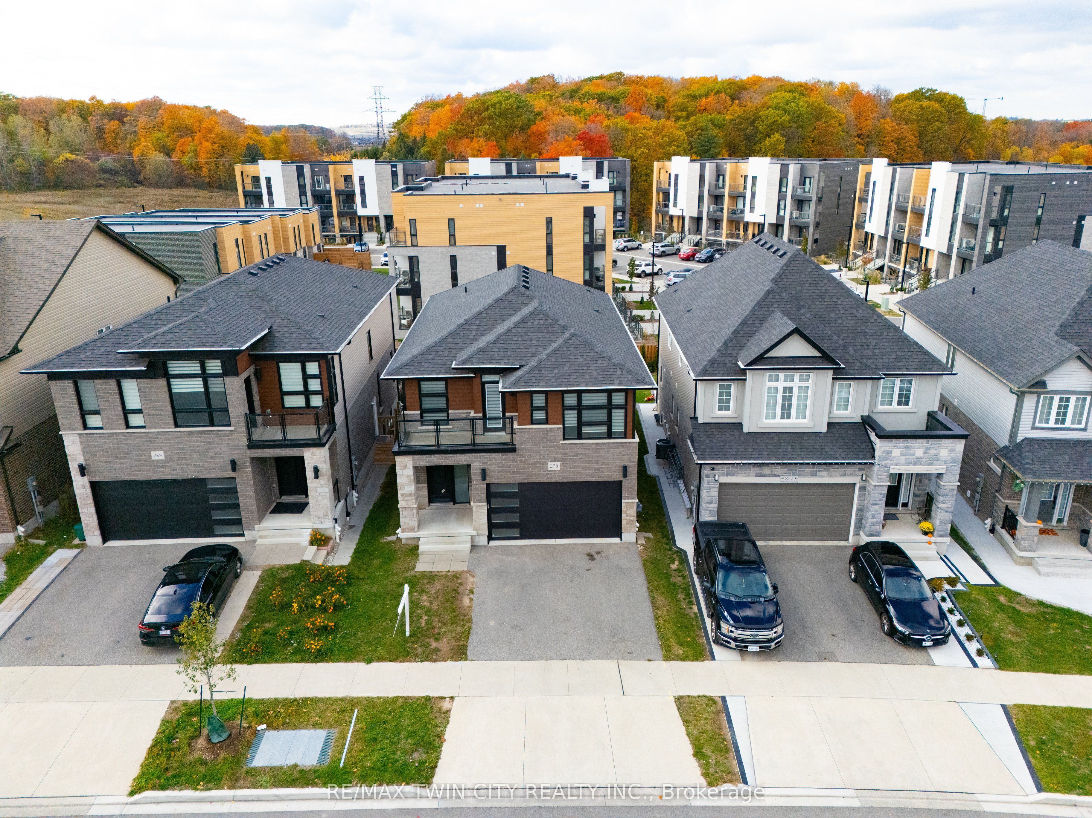 273 Woodbine Avenue Property Photo 44