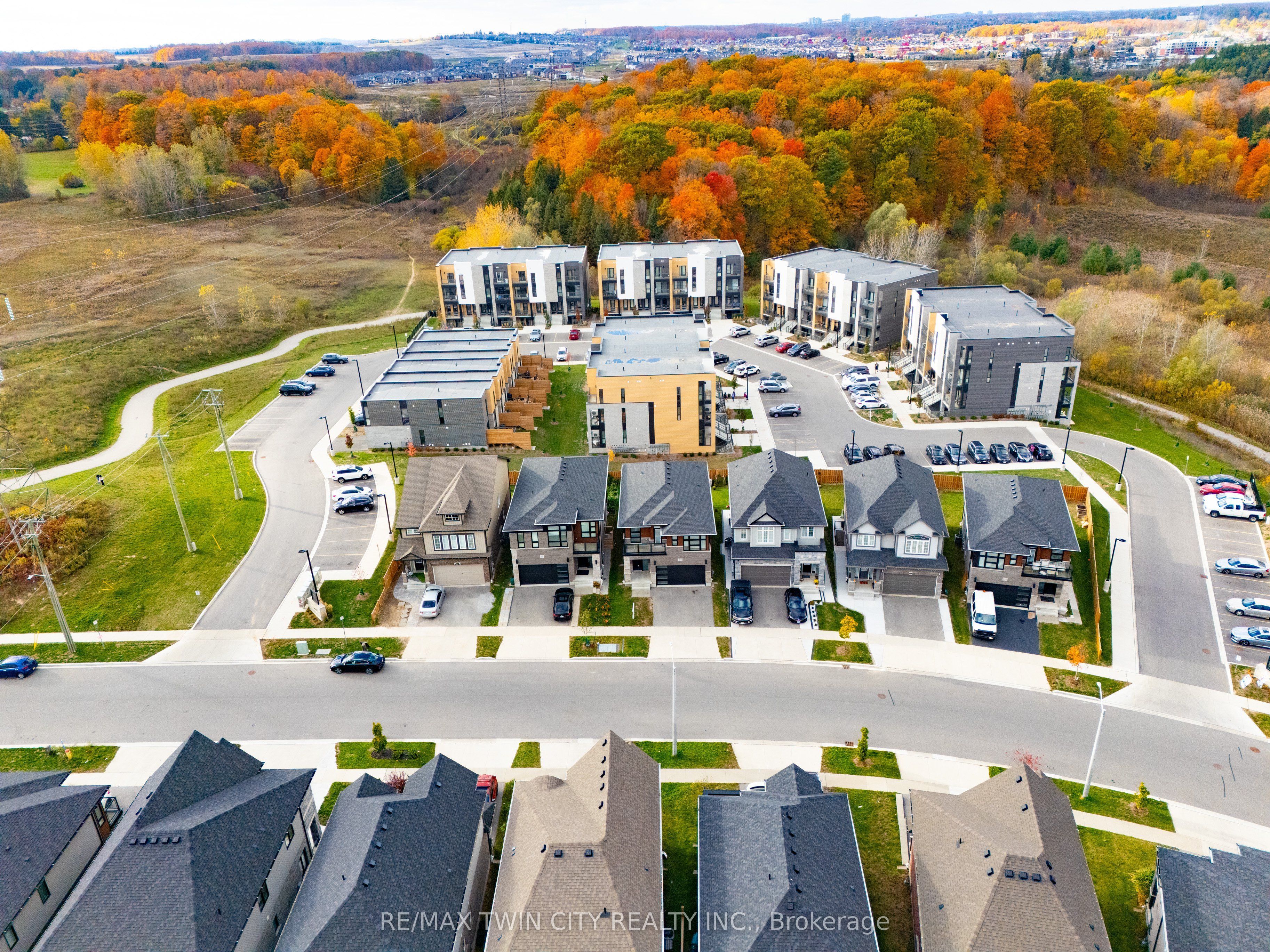 273 Woodbine Avenue Property Photo 45