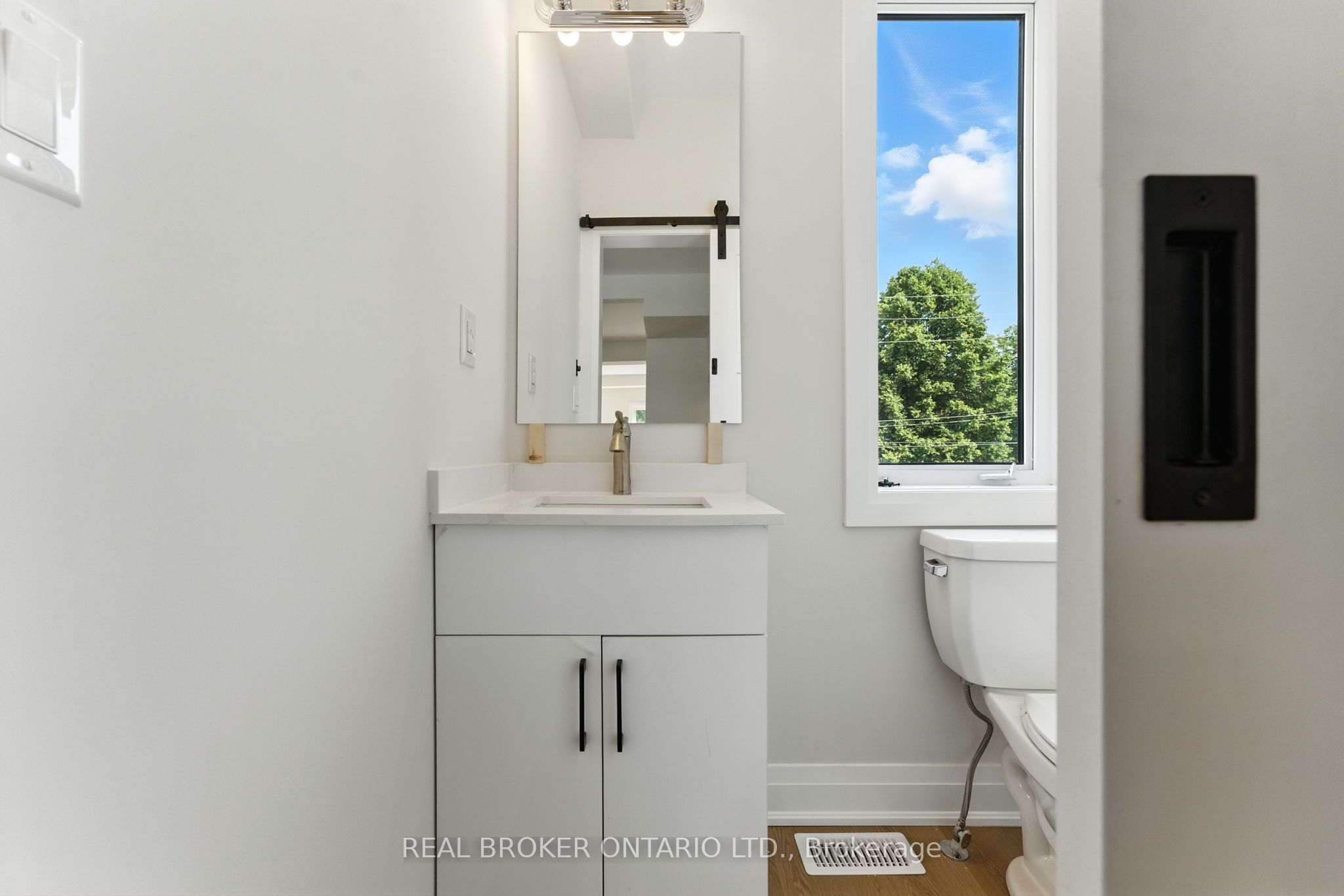 161 Fifth Avenue 3 Property Photo 23