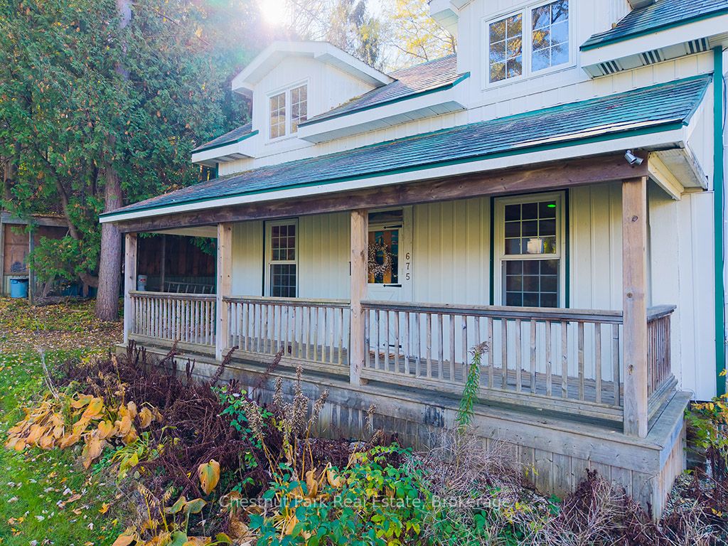 675 14th Street W Property Photo 6