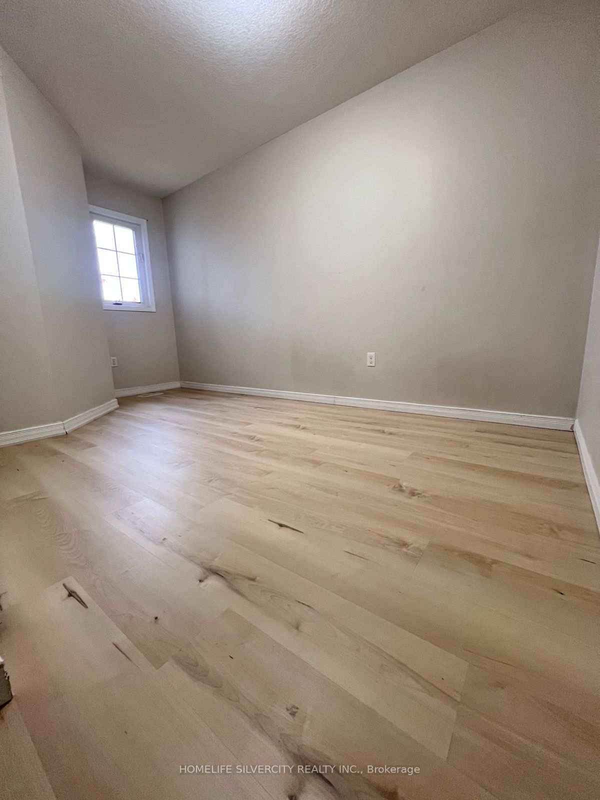 155 Highland Crescent B10 Property Photo 8