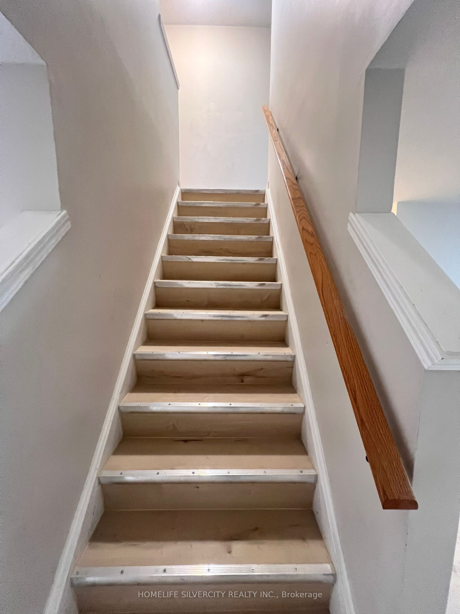 155 Highland Crescent B10 Property Photo 13