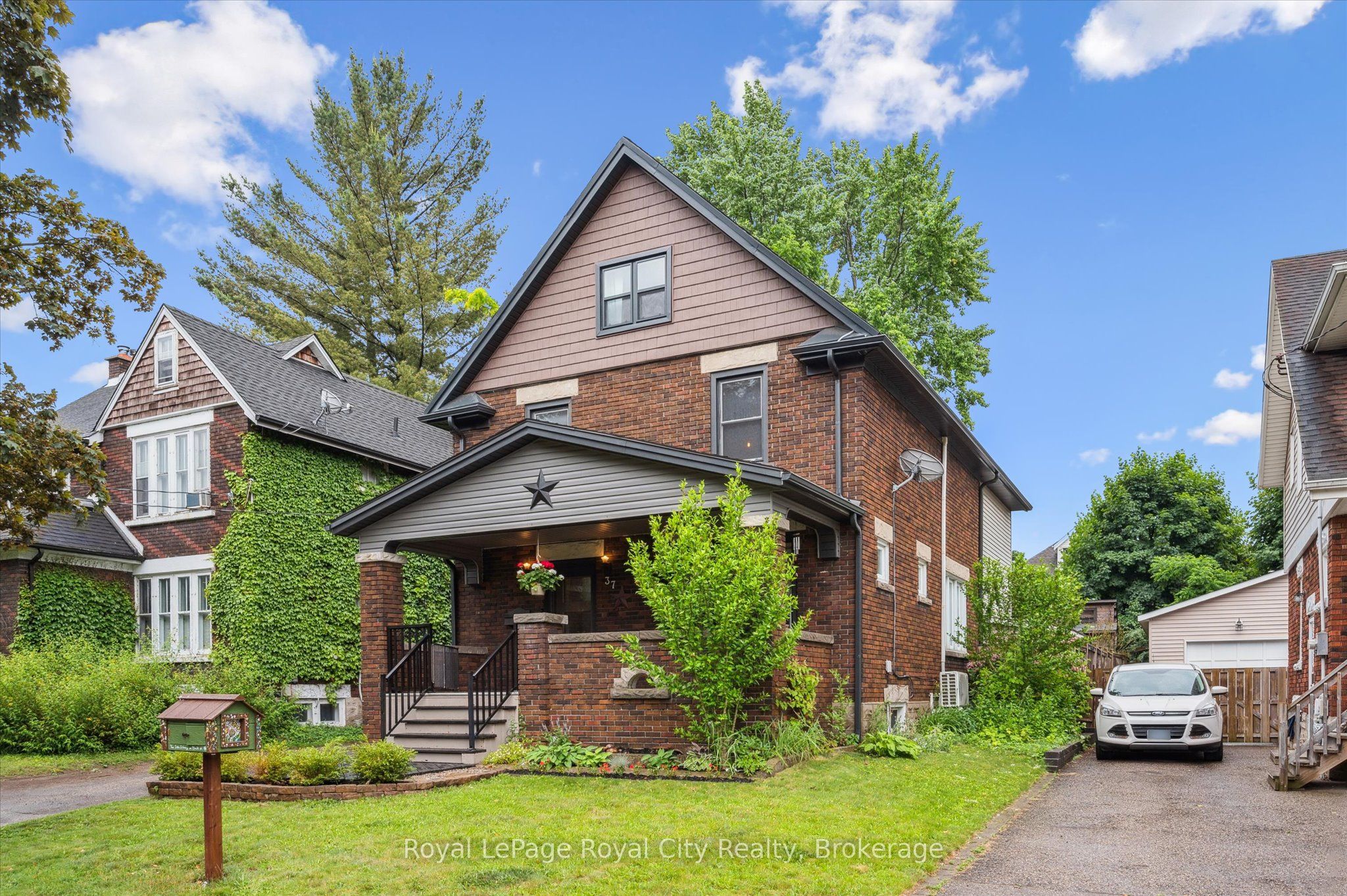 37 Brock Street Property Photo 2