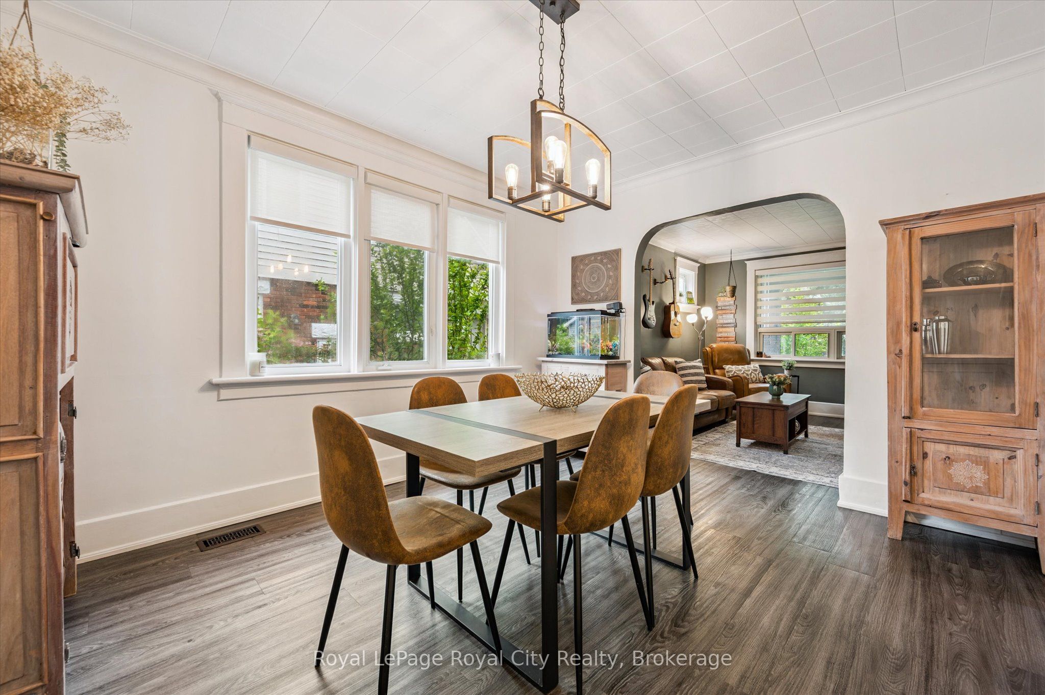 37 Brock Street Property Photo 11