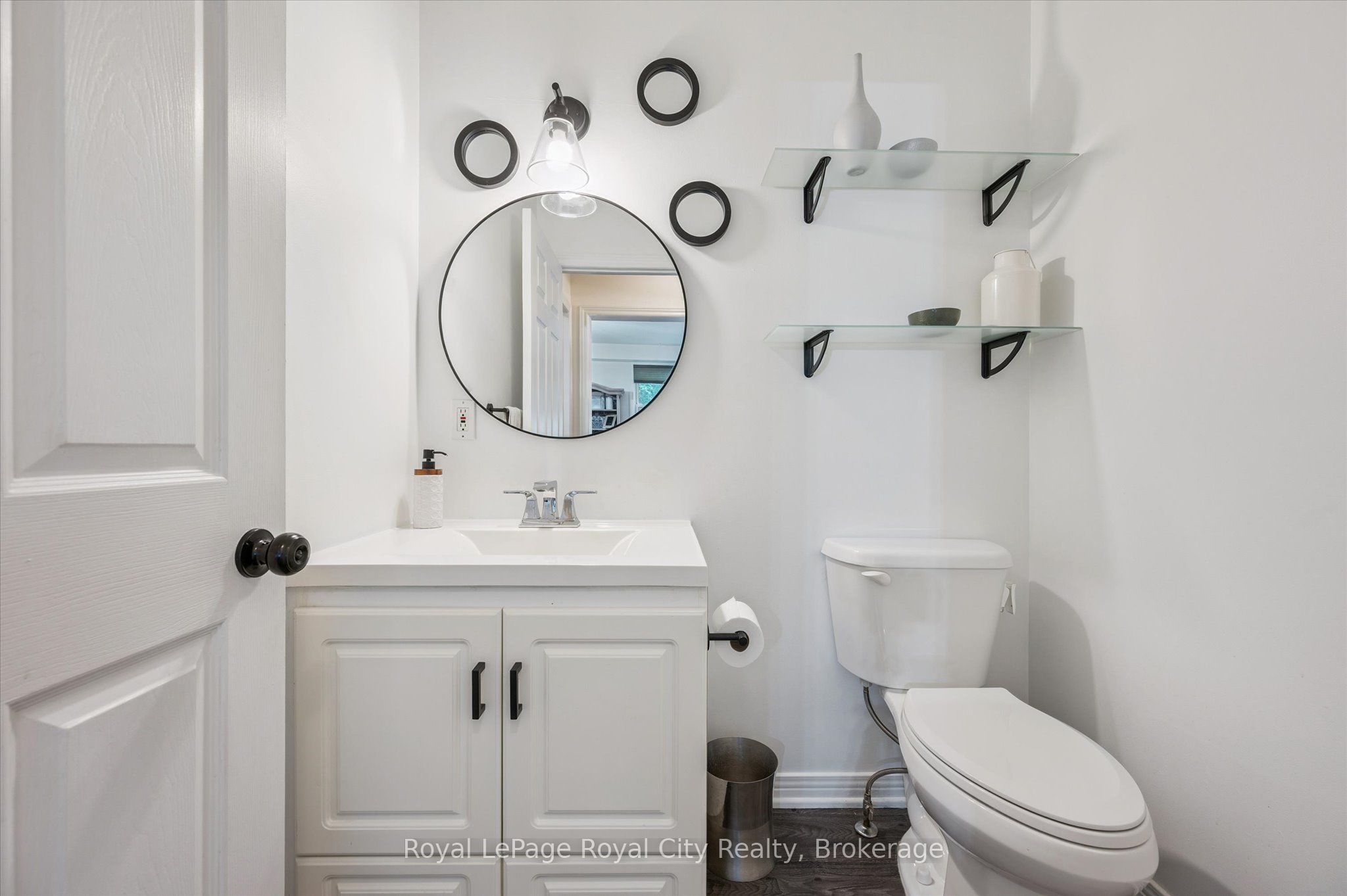 37 Brock Street Property Photo 12