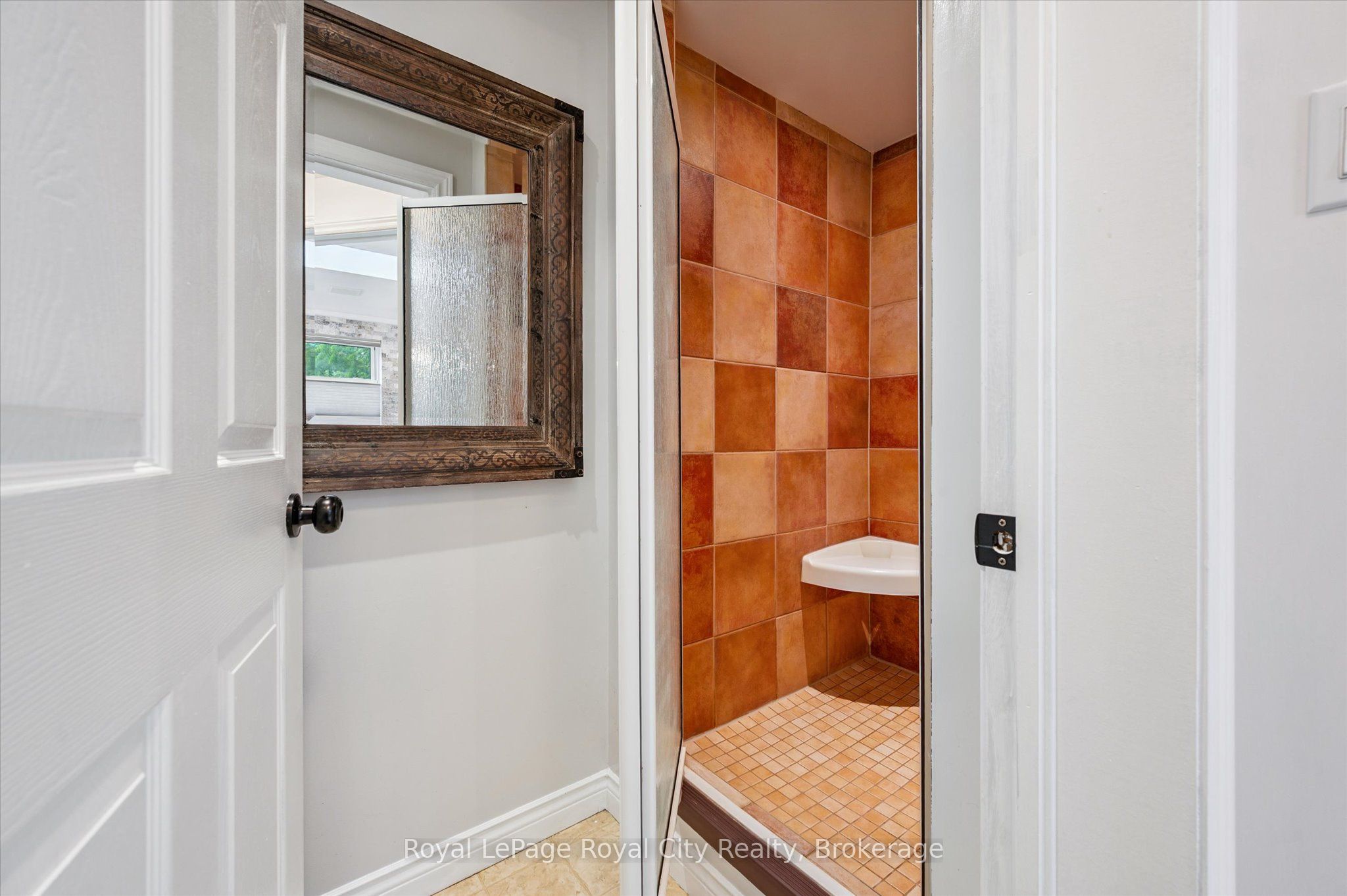 37 Brock Street Property Photo 27