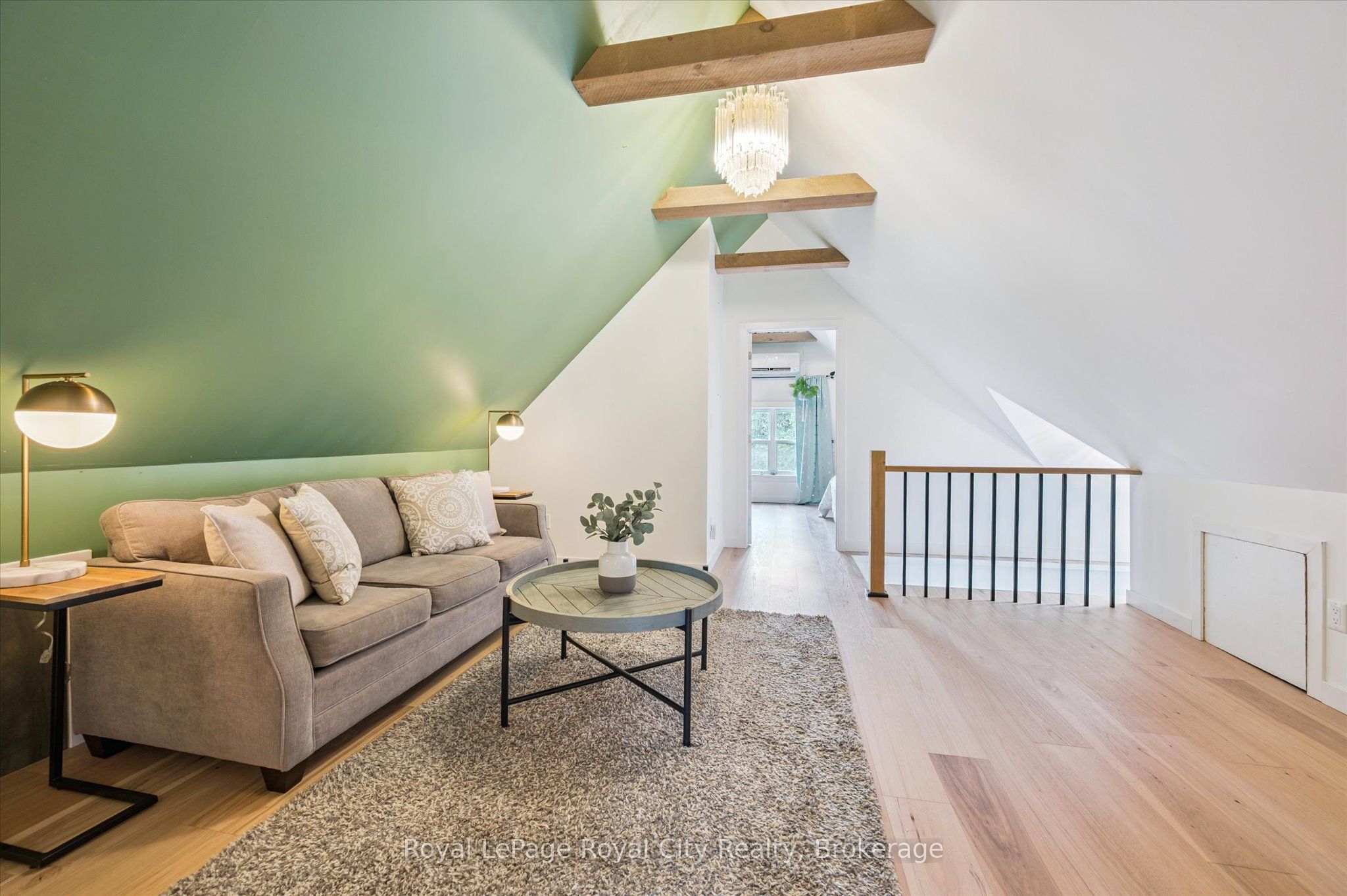 37 Brock Street Property Photo 31