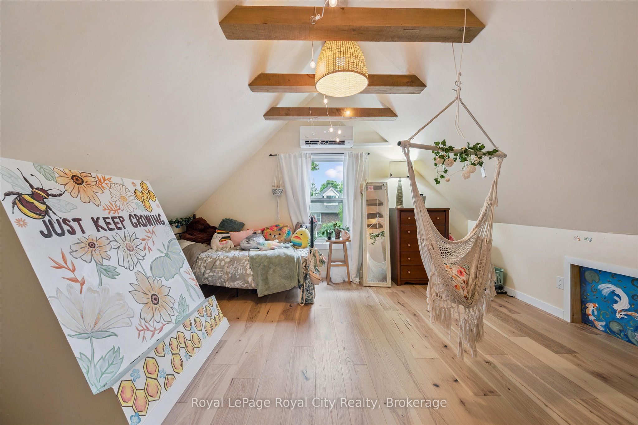 37 Brock Street Property Photo 33