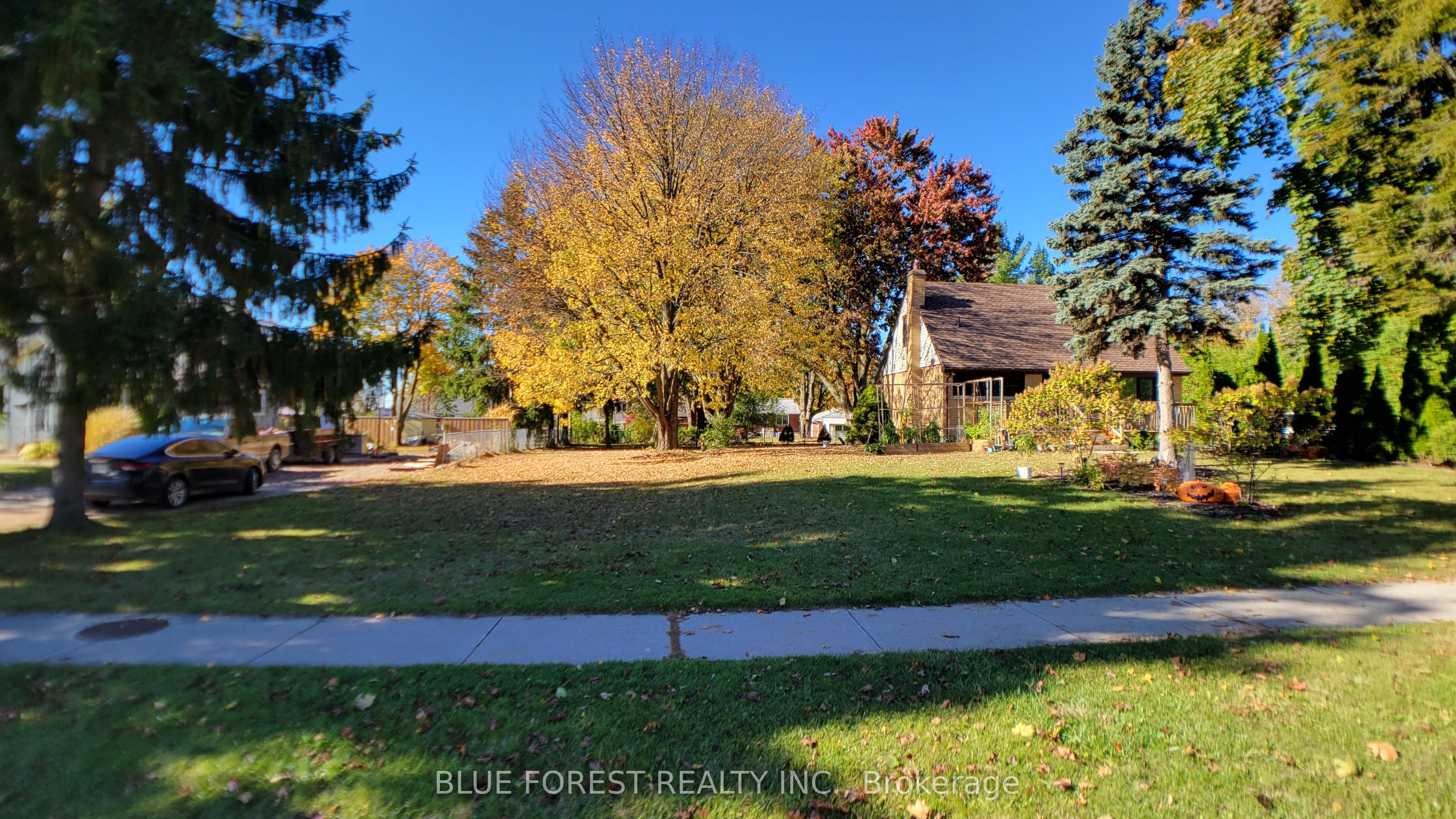 947 Dearness Drive Property Photo 1