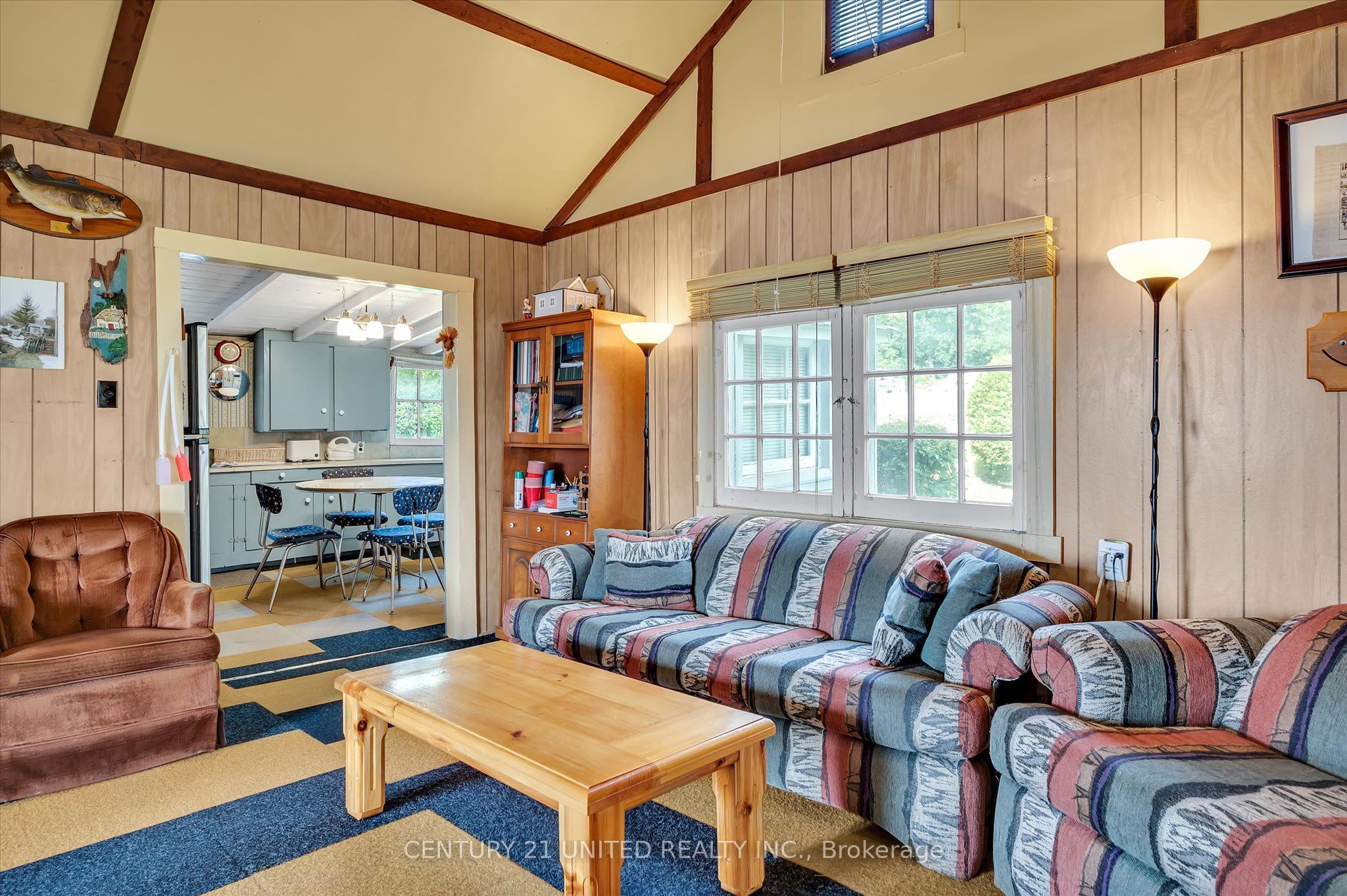221 Paudash Street Property Photo 14