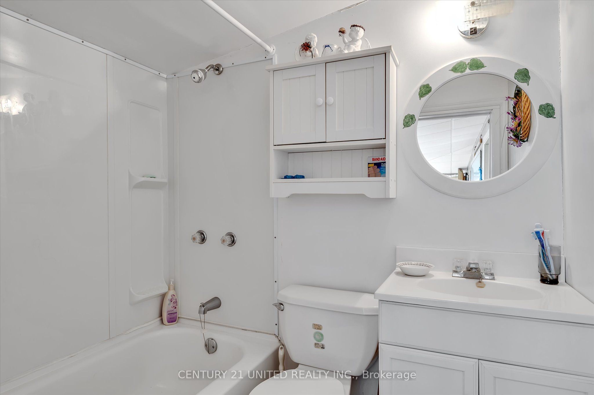 221 Paudash Street Property Photo 18