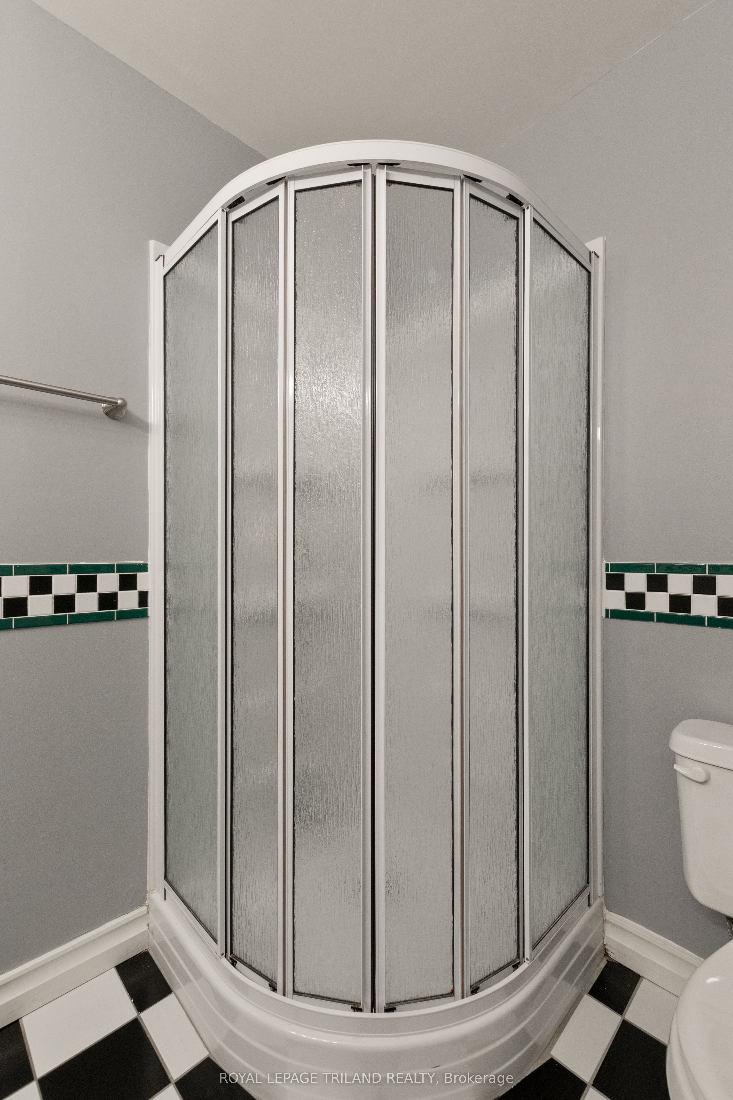 700 Westmount Hills Drive Property Photo 28