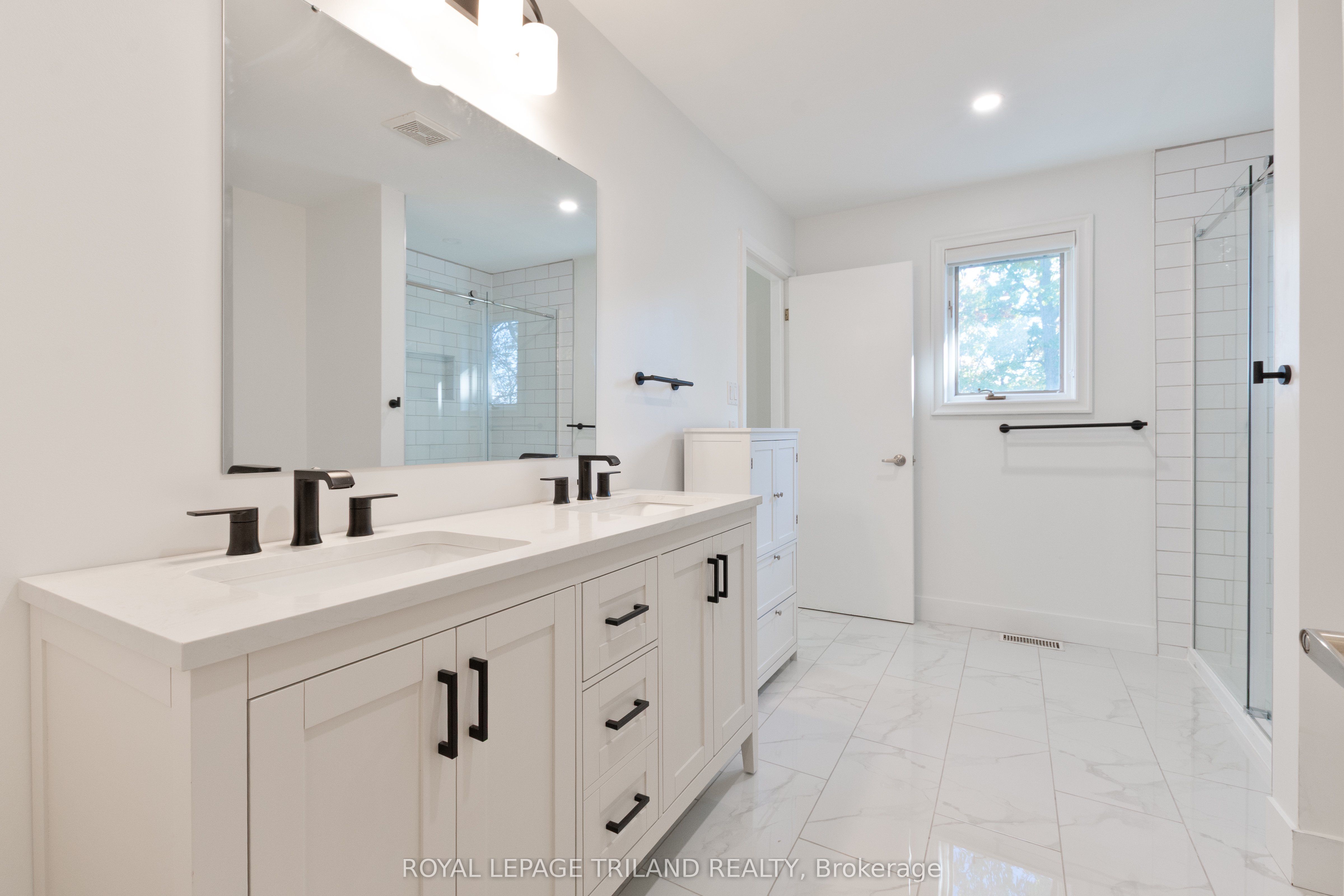 700 Westmount Hills Drive Property Photo 32