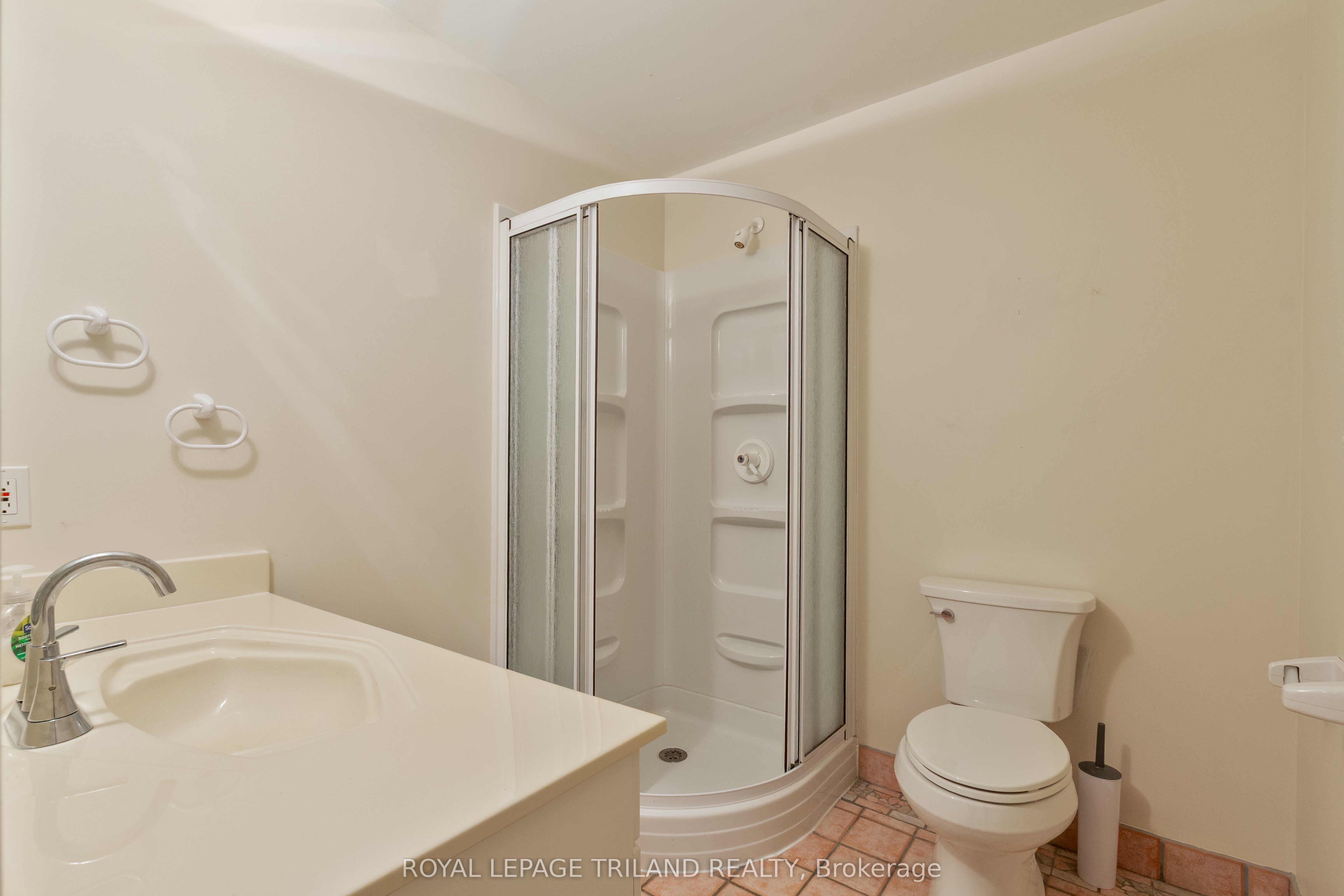 700 Westmount Hills Drive Property Photo 40