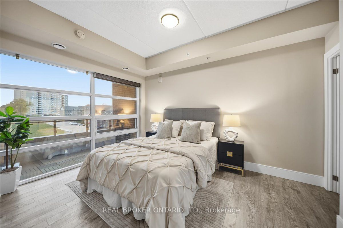 15 Prince Albert Boulevard 404 Property Photo 16