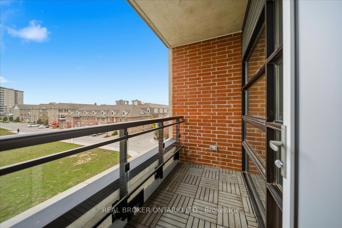 15 Prince Albert Boulevard 404 Property Photo 21