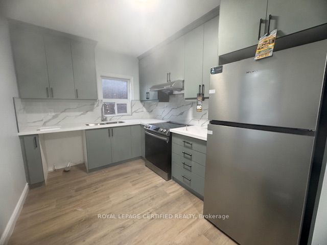 194 Samuels Street Main Floor Property Photo 1