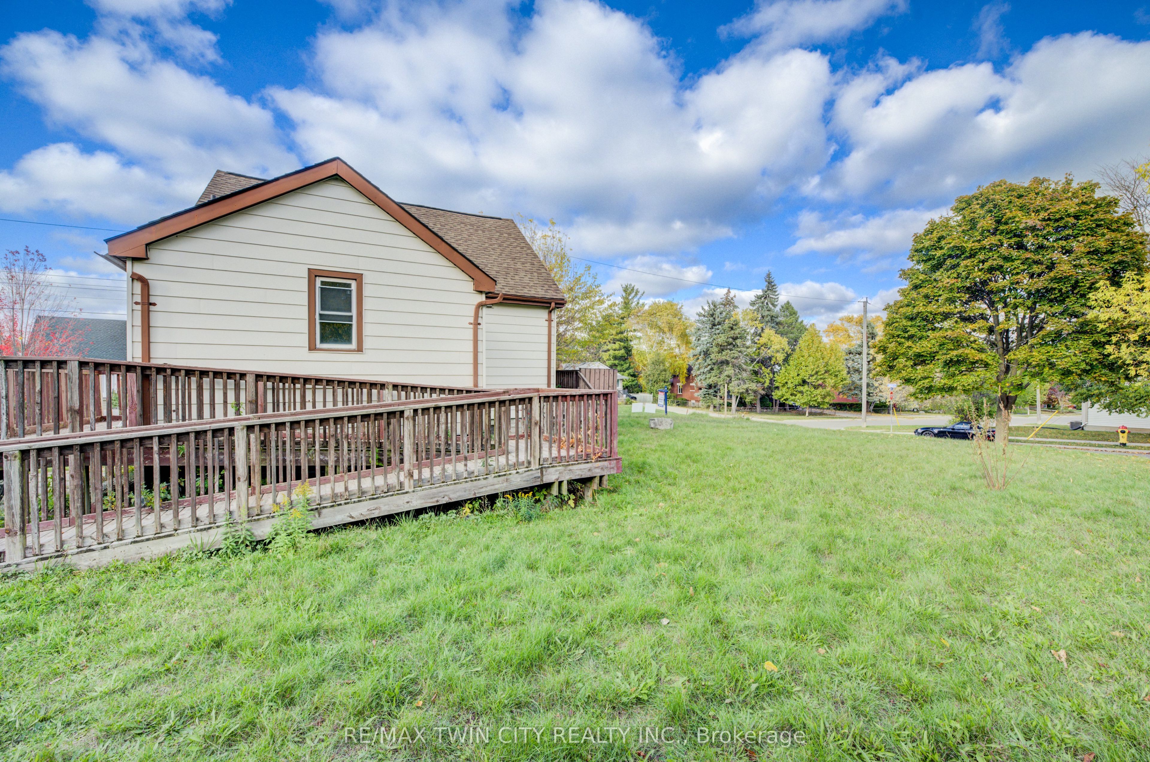 439 Alice Avenue Property Photo 18