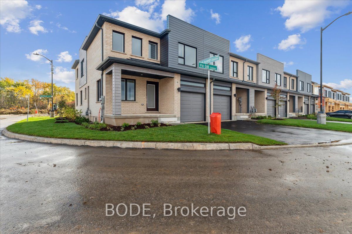 5 Pin Oak Common Property Photo 1