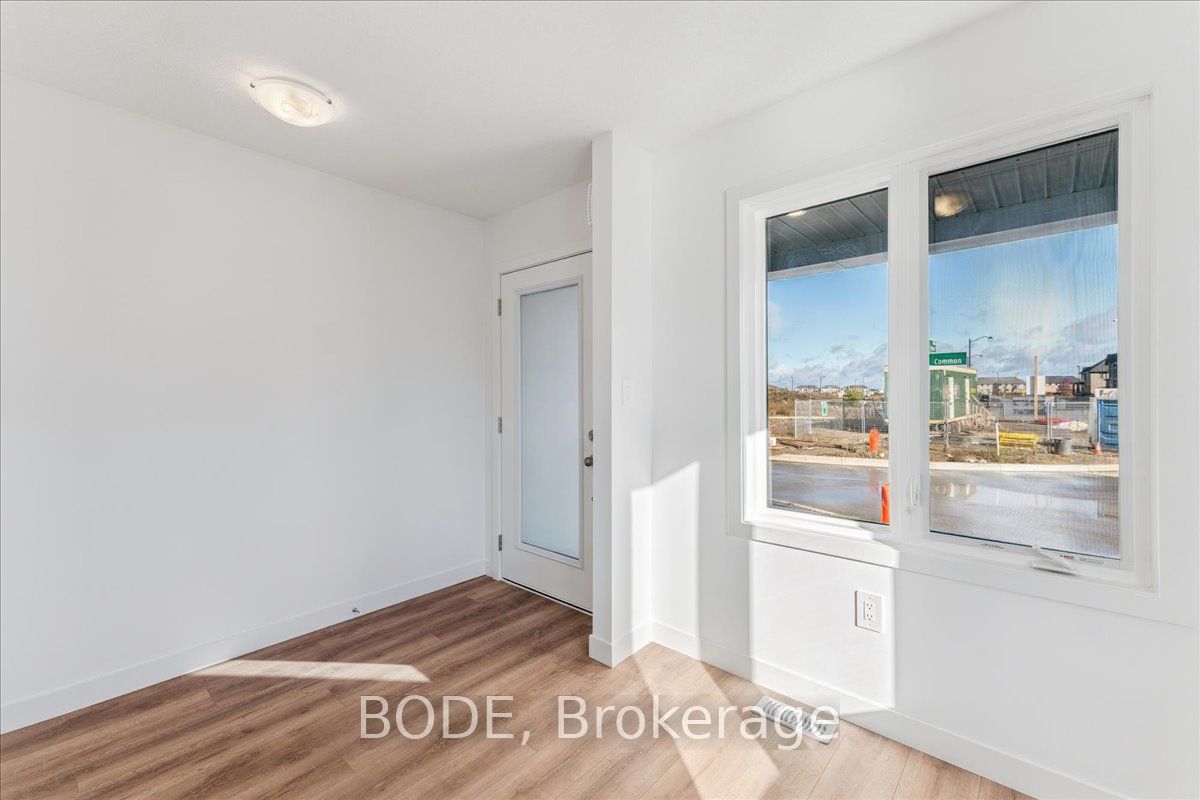 5 Pin Oak Common Property Photo 4