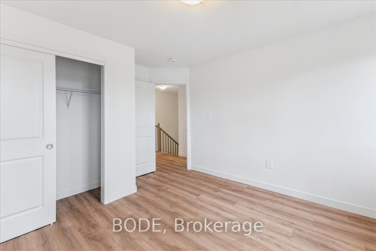 5 Pin Oak Common Property Photo 17