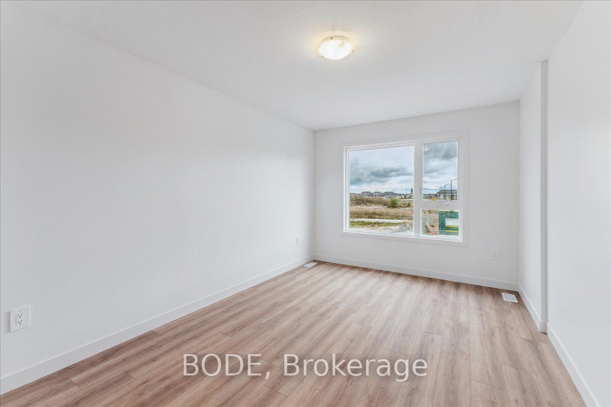 5 Pin Oak Common Property Photo 19