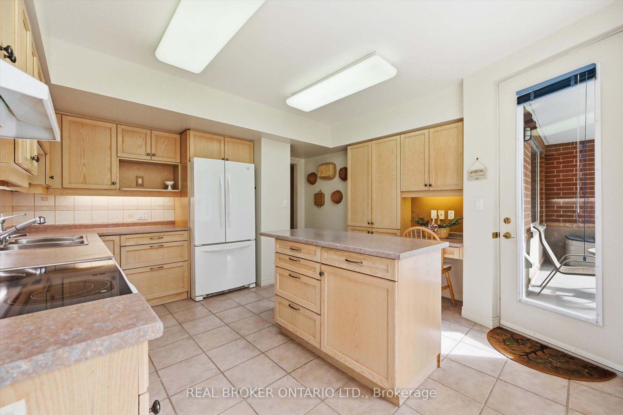 77 Governors Road 207 Property Photo 17