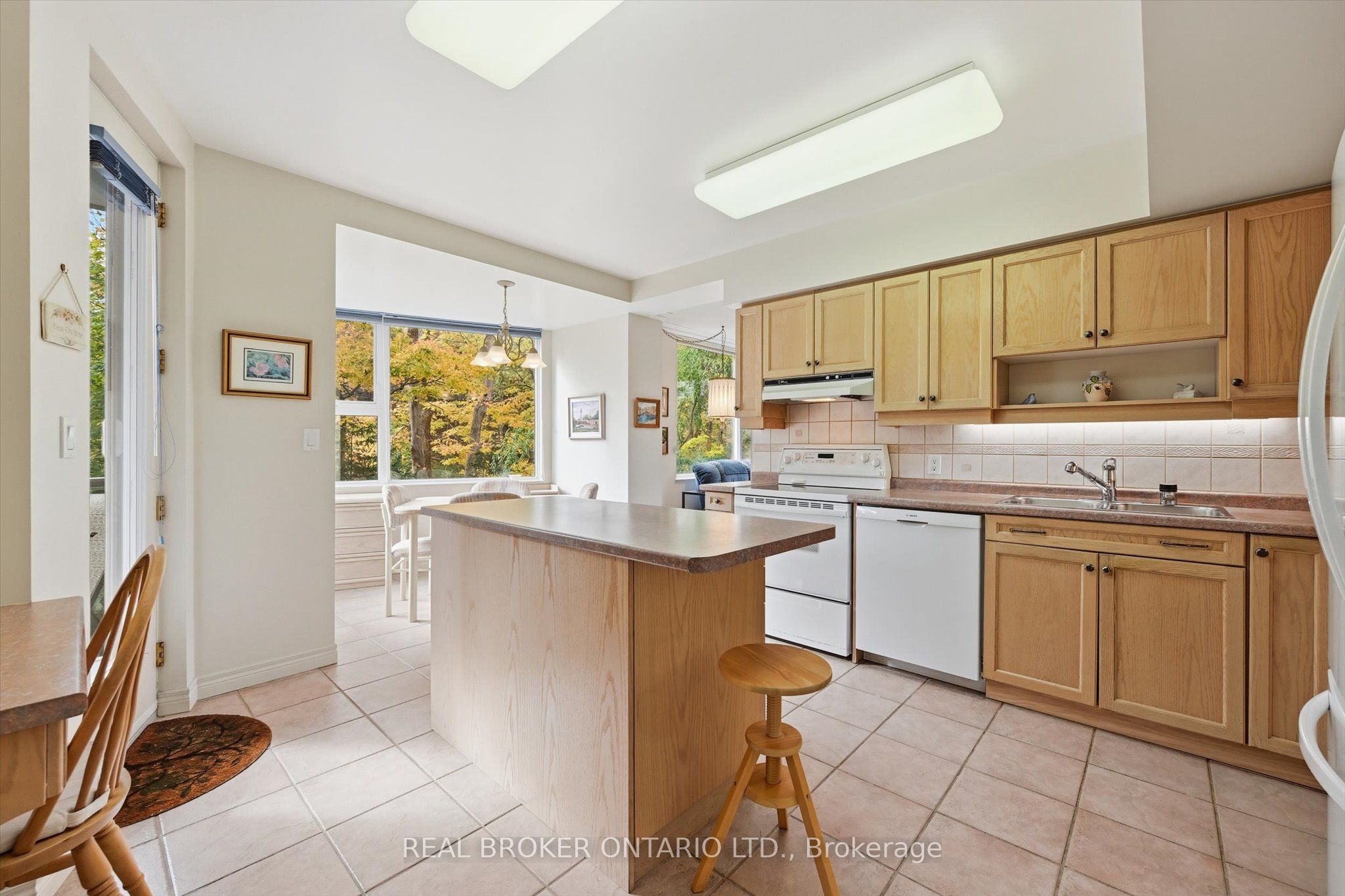 77 Governors Road 207 Property Photo 20