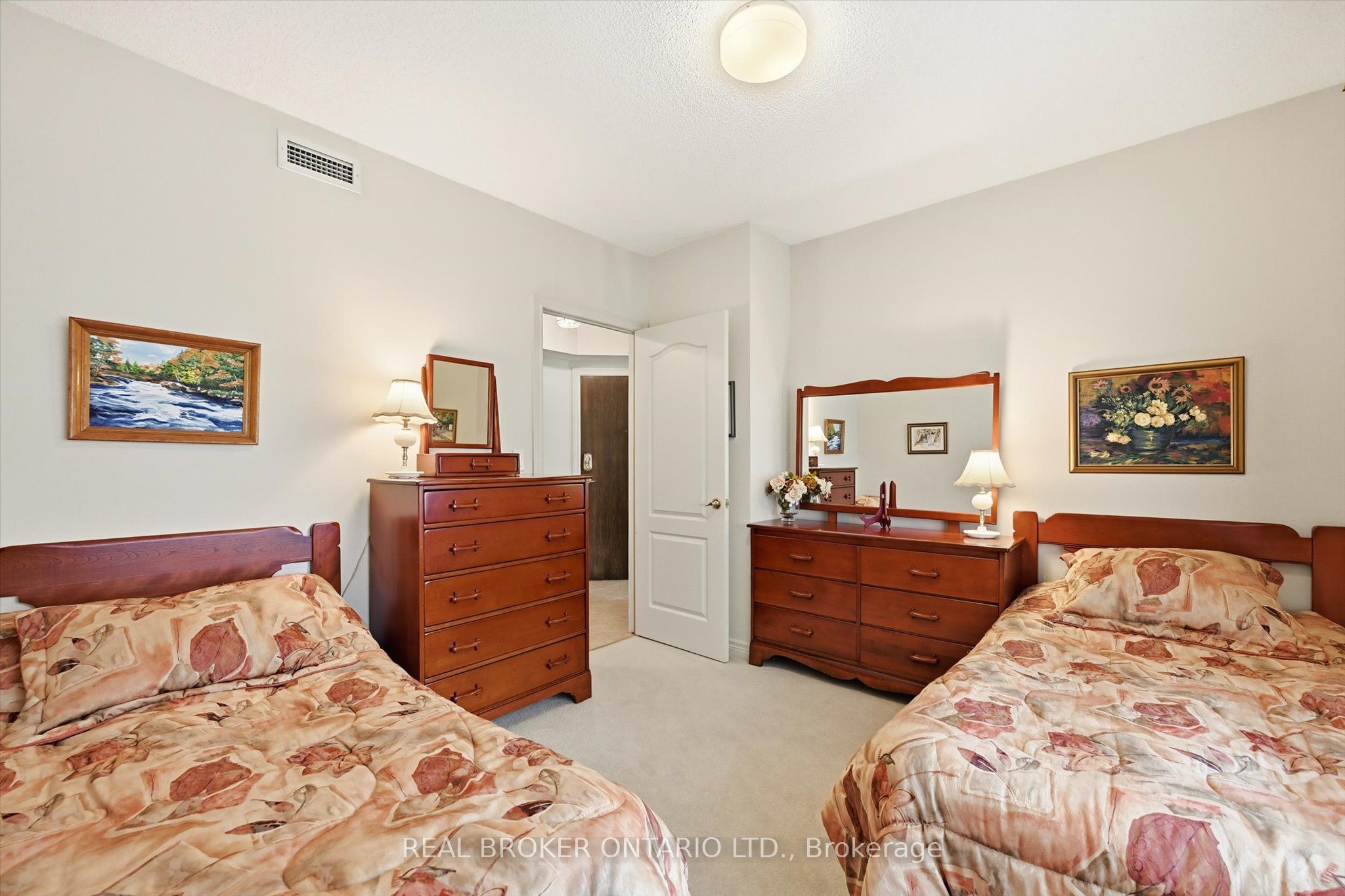 77 Governors Road 207 Property Photo 31