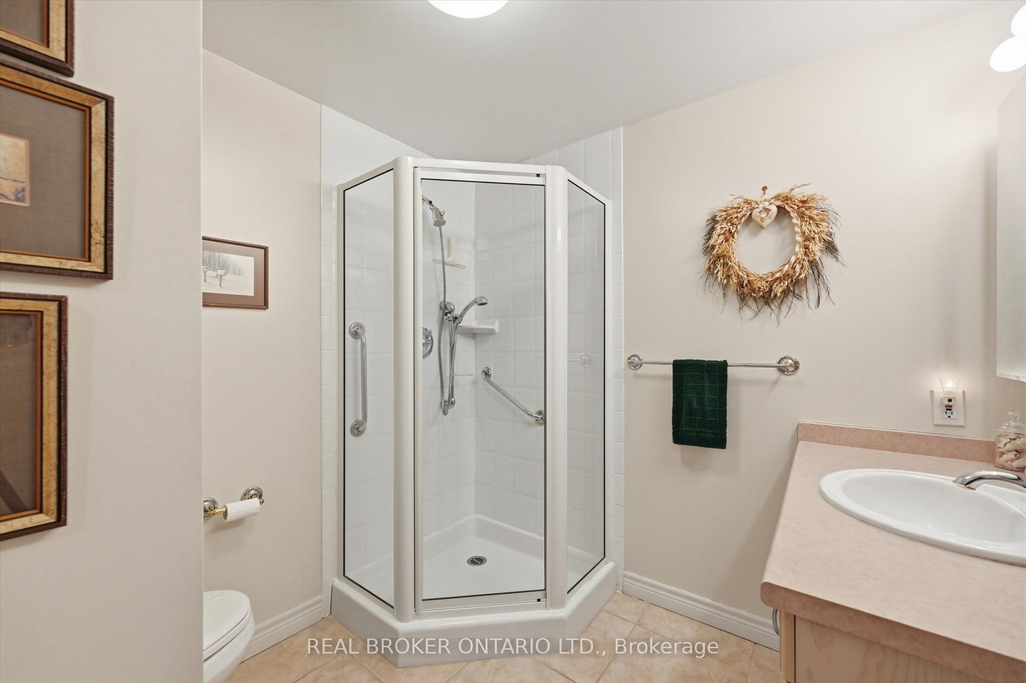 77 Governors Road 207 Property Photo 33